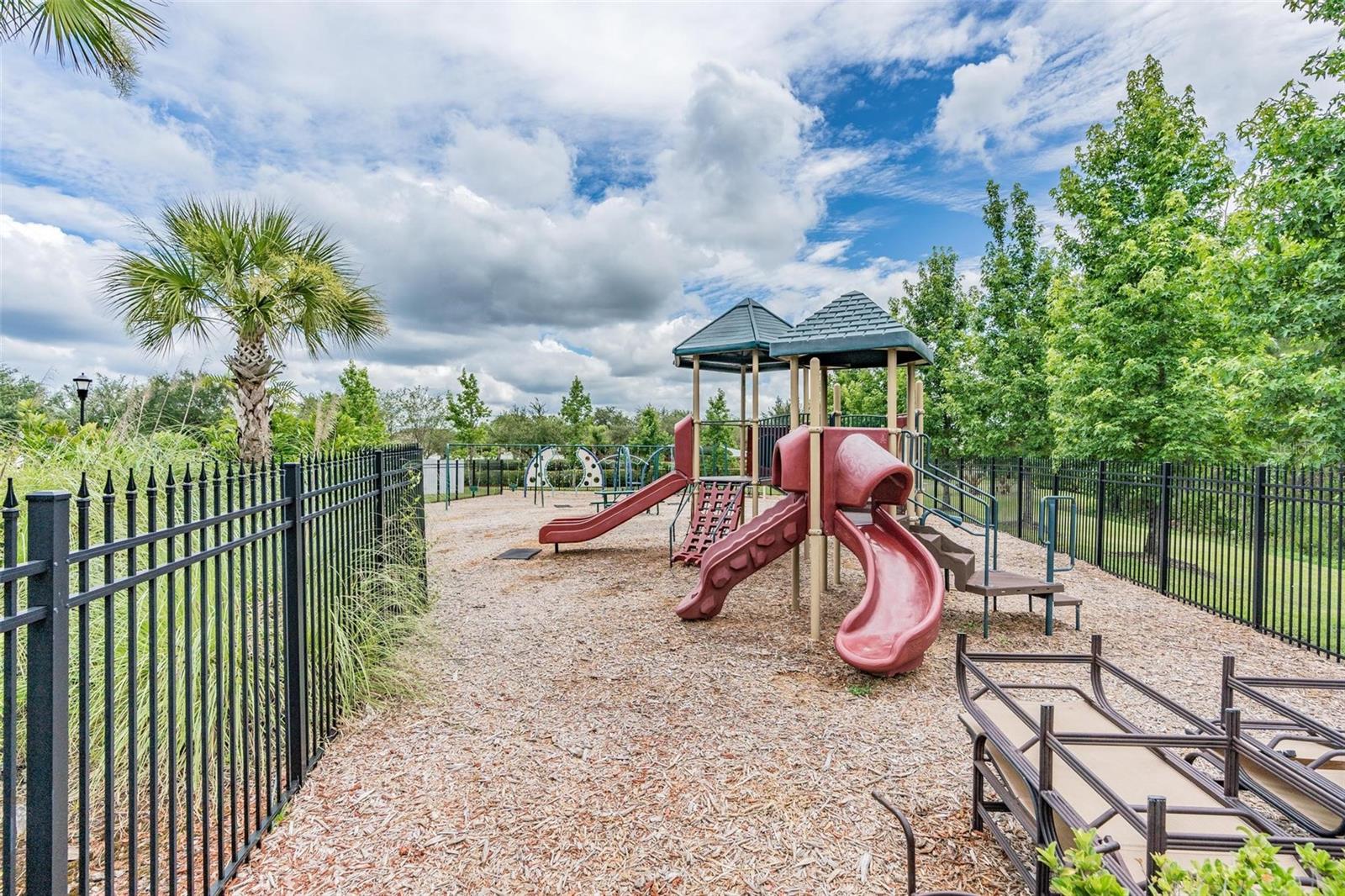9084 IRON OAK AVE, TAMPA, FL, 33647