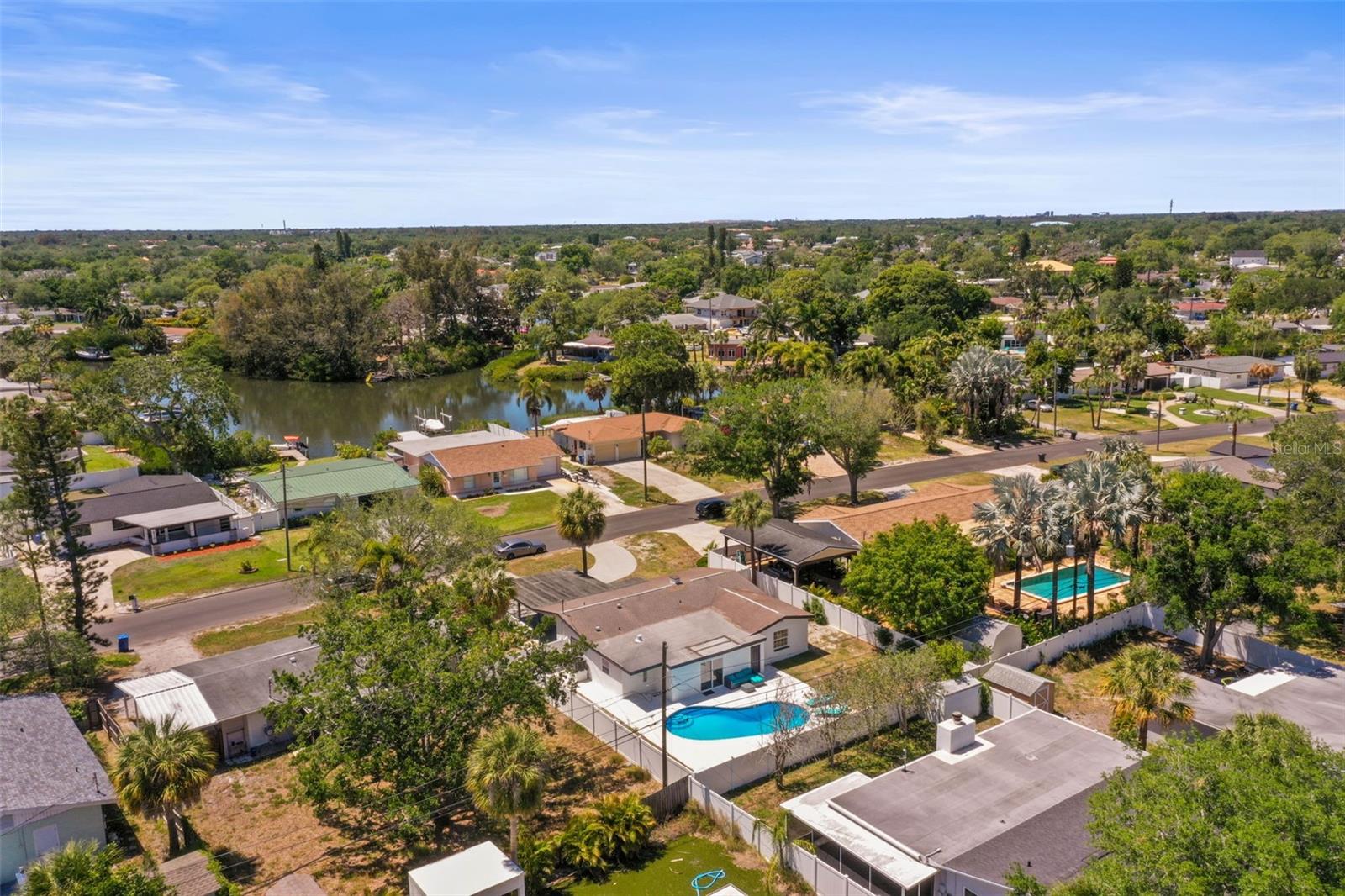 4327 HUNTINGTON ST NE, ST PETERSBURG, FL, 33703