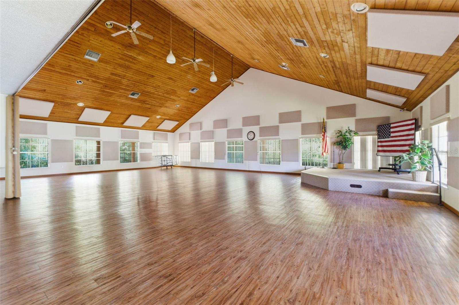 10311 PINENEEDLES DR, NEW PORT RICHEY, FL, 34654