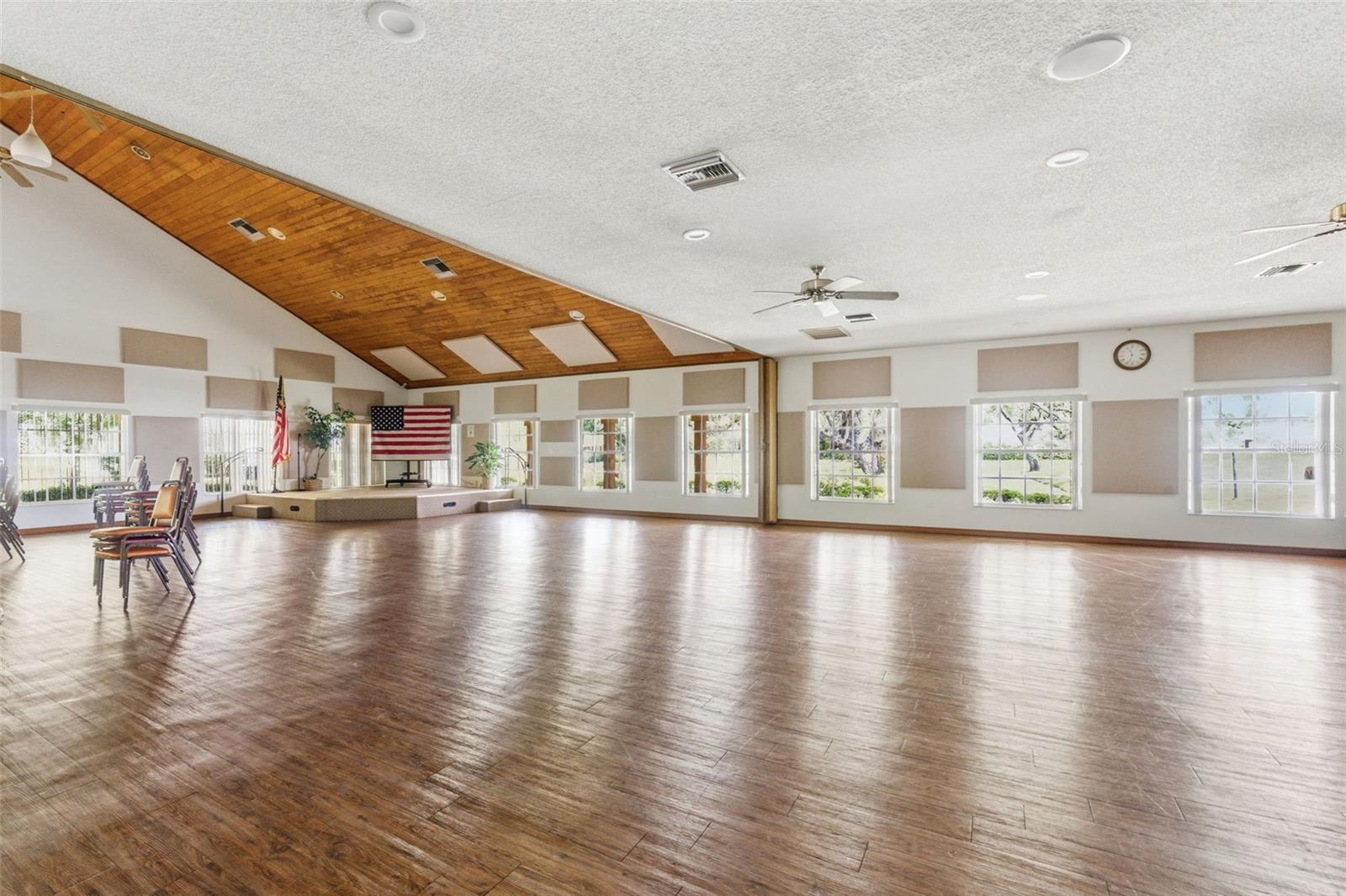 10311 PINENEEDLES DR, NEW PORT RICHEY, FL, 34654