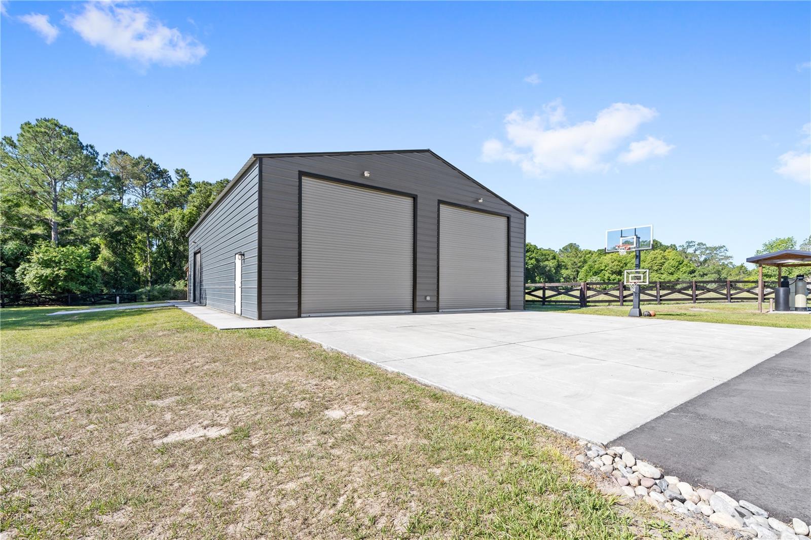 22250 DEER PARK AVE, EUSTIS, FL, 32736