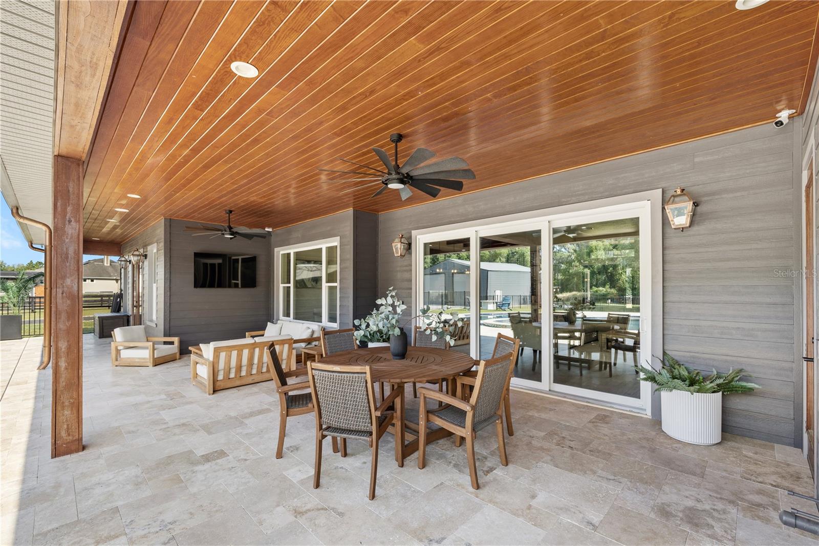 22250 DEER PARK AVE, EUSTIS, FL, 32736