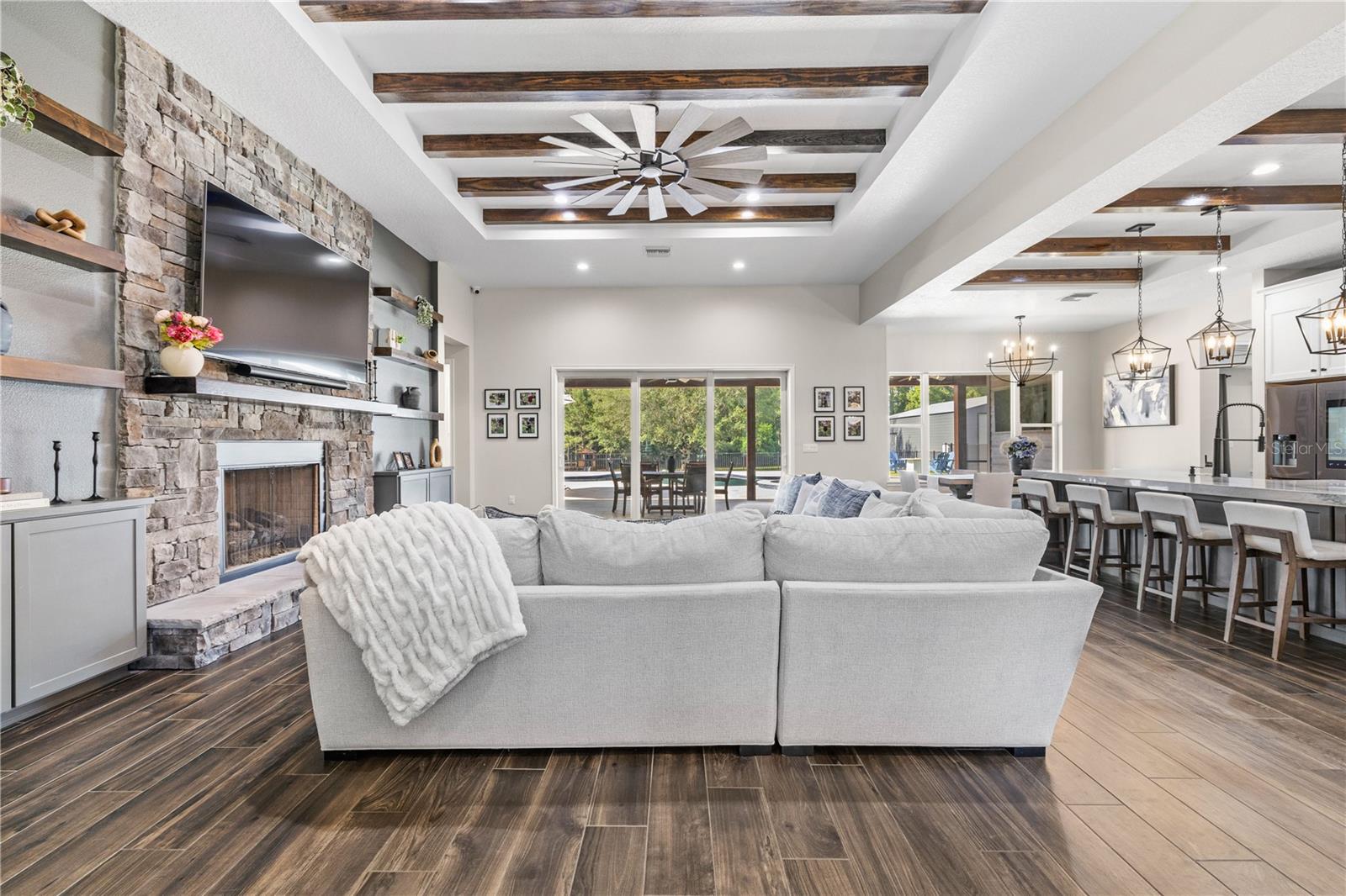 22250 DEER PARK AVE, EUSTIS, FL, 32736