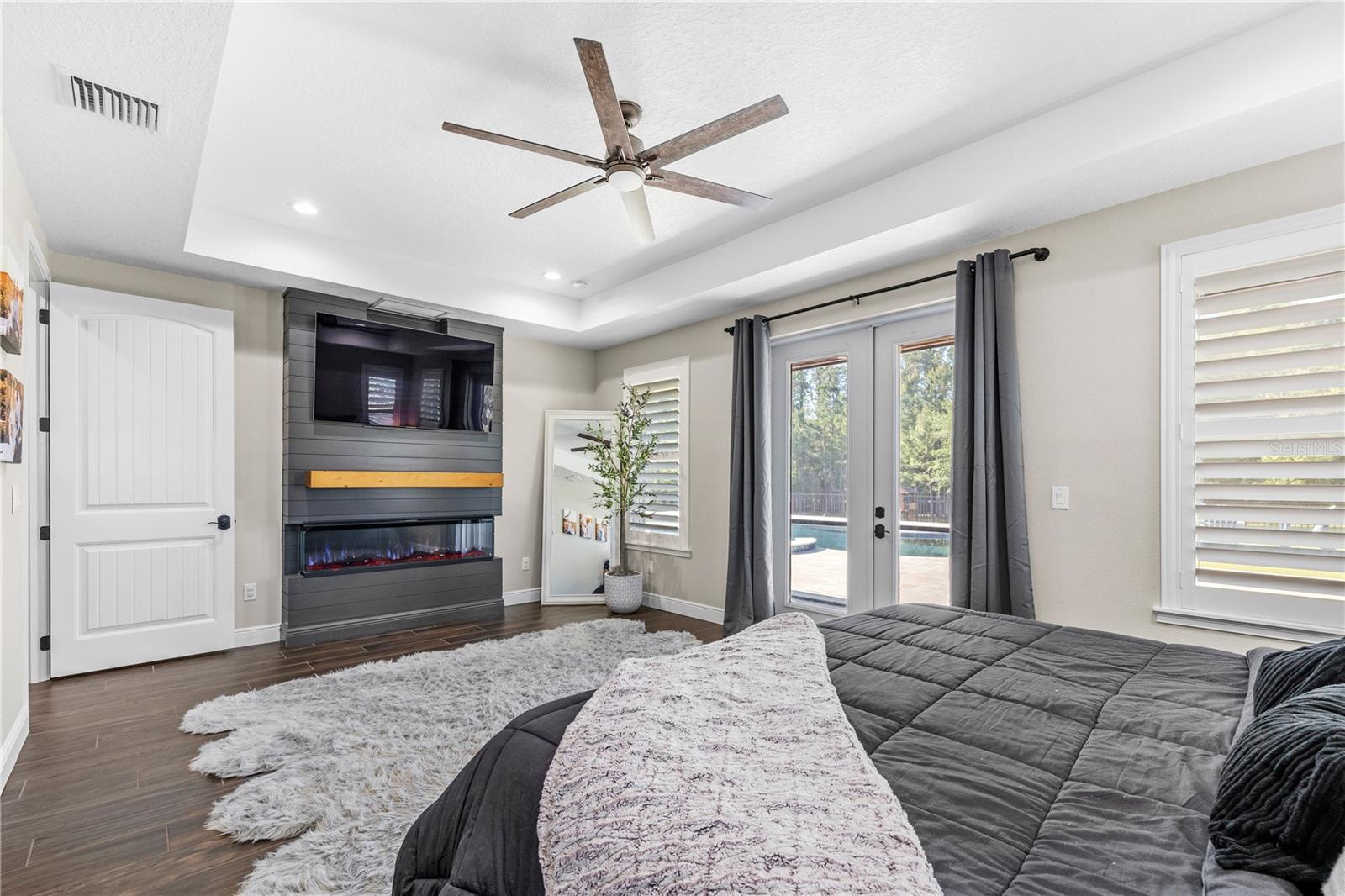 22250 DEER PARK AVE, EUSTIS, FL, 32736