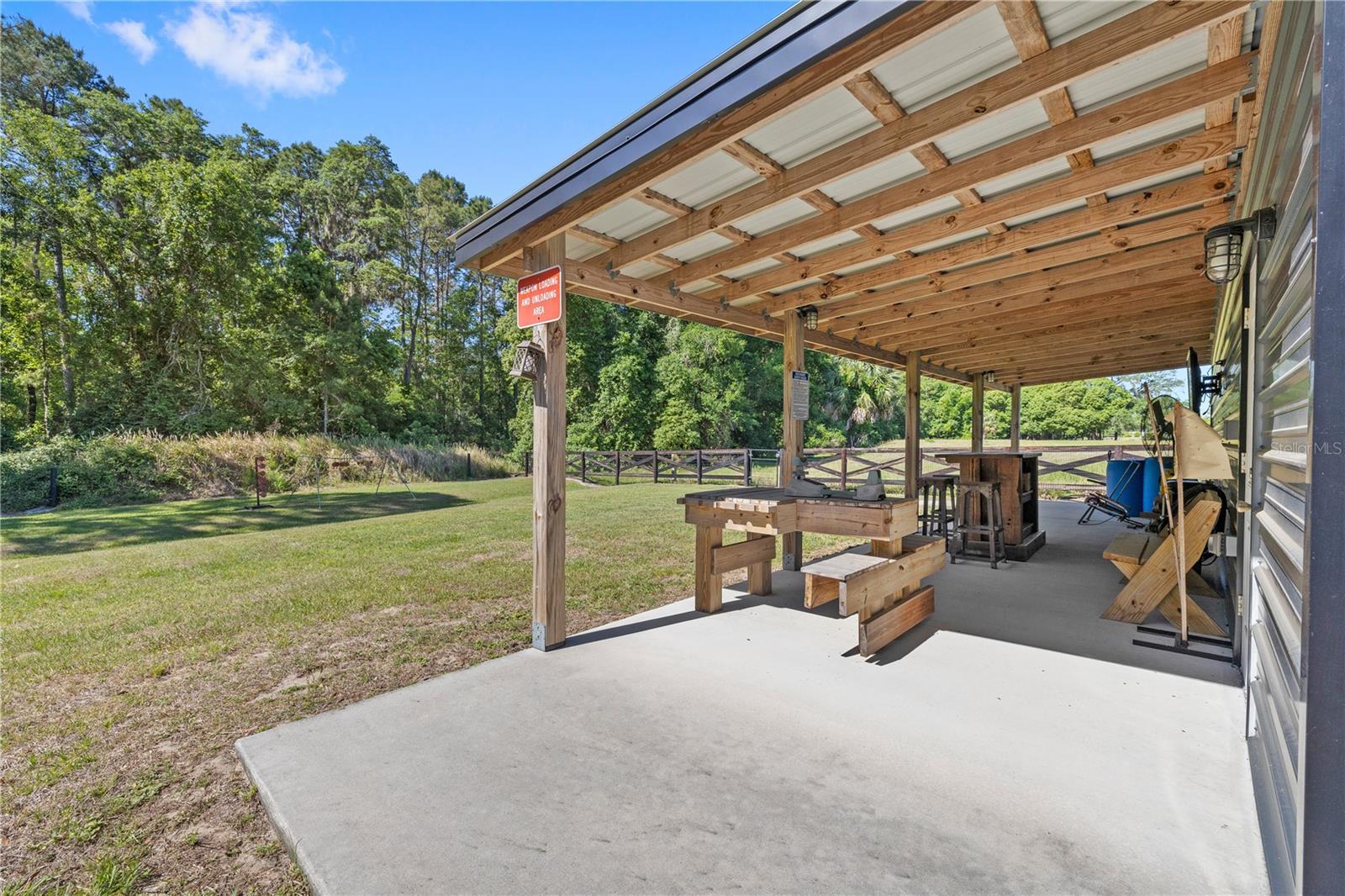 22250 DEER PARK AVE, EUSTIS, FL, 32736