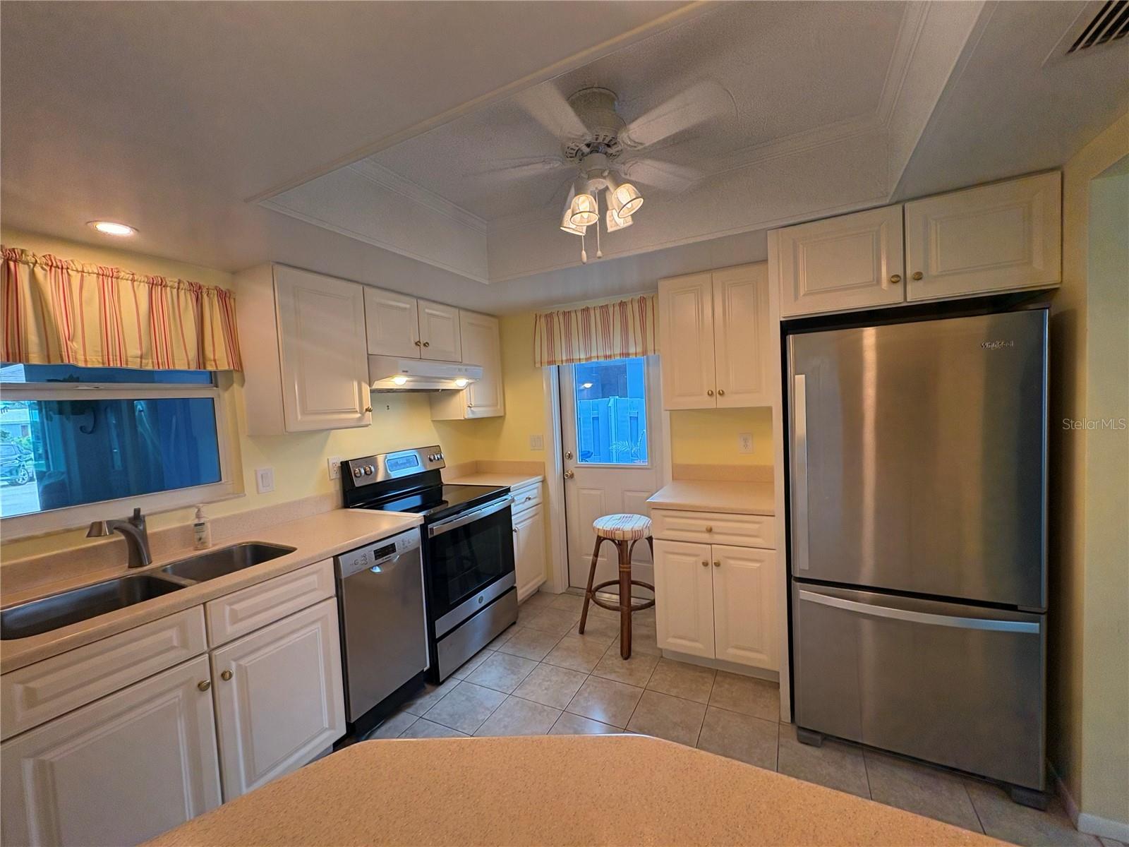 3636 VILLAGE GREEN DR #304, SARASOTA, FL, 34239