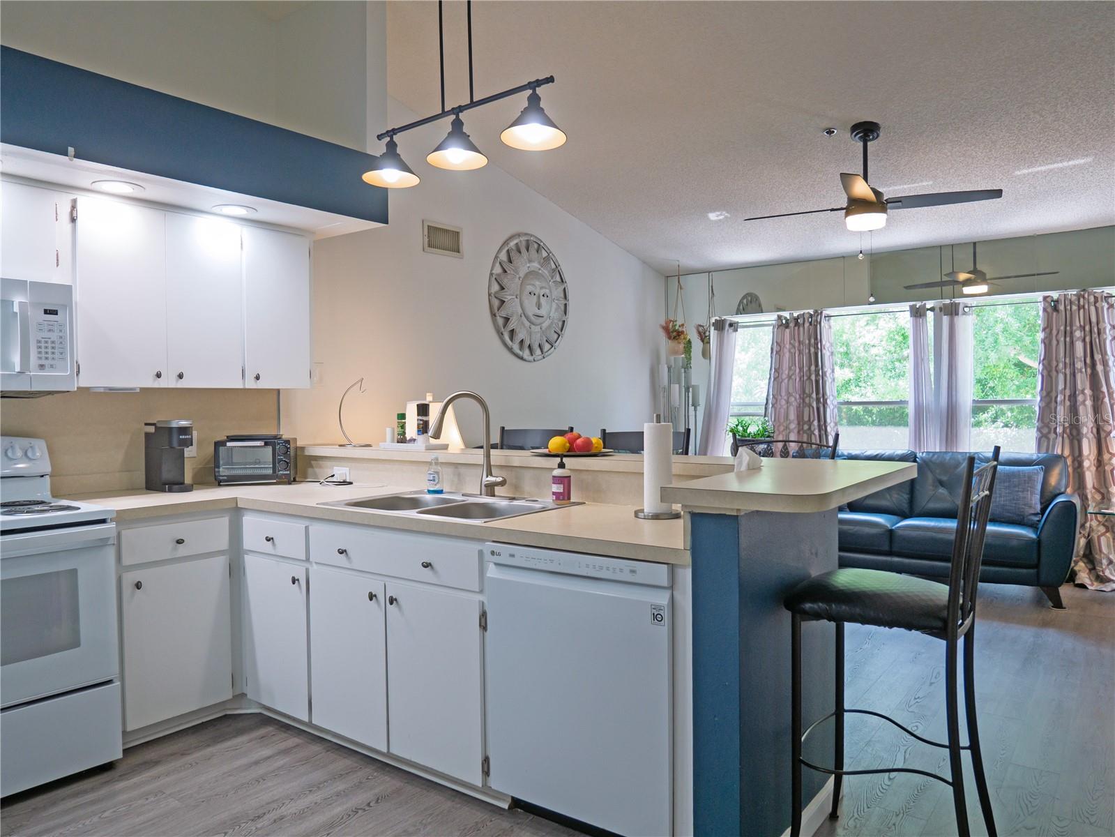 2021 SHANGRILA DR #56, CLEARWATER, FL, 33763