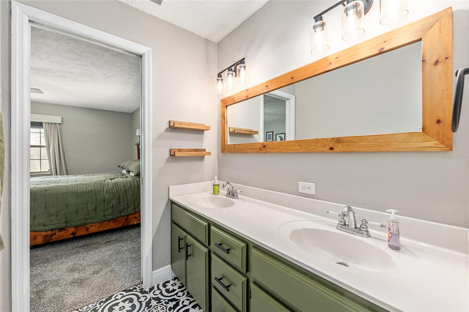 986 SE 57TH AVE, OCALA, FL, 34480