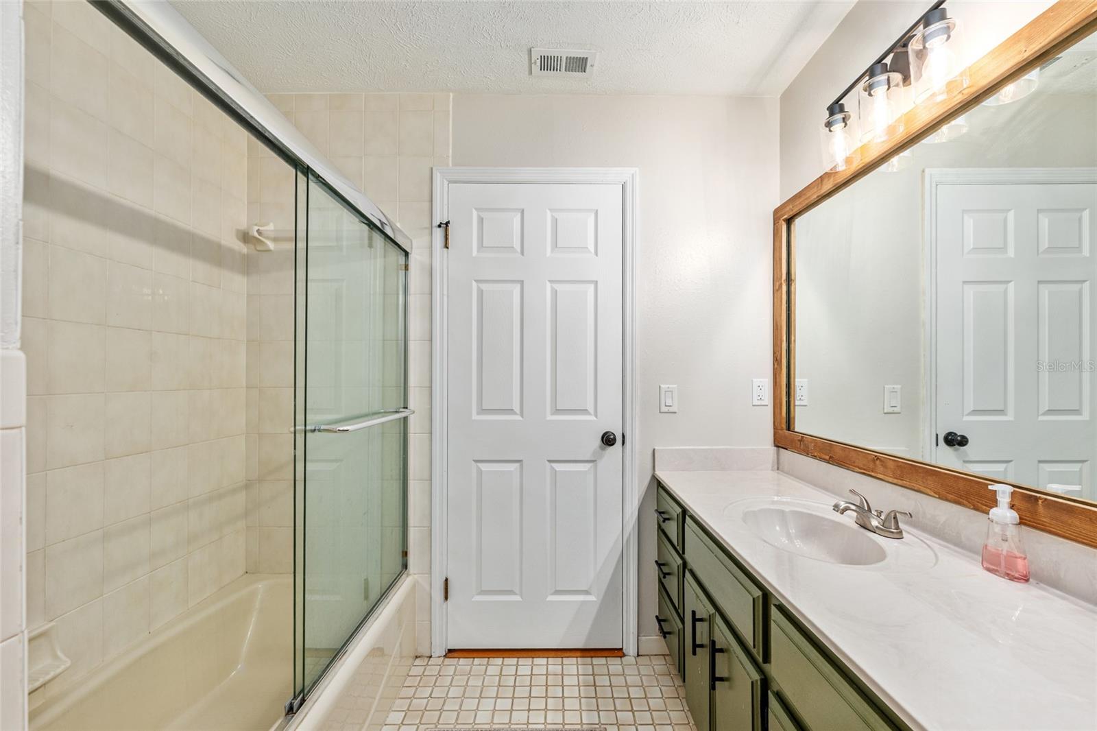 986 SE 57TH AVE, OCALA, FL, 34480