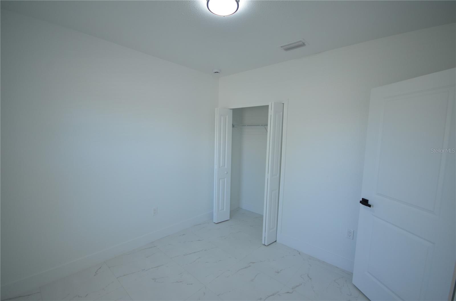 2188 BARKER BLVD, FORT MYERS, FL, 33916