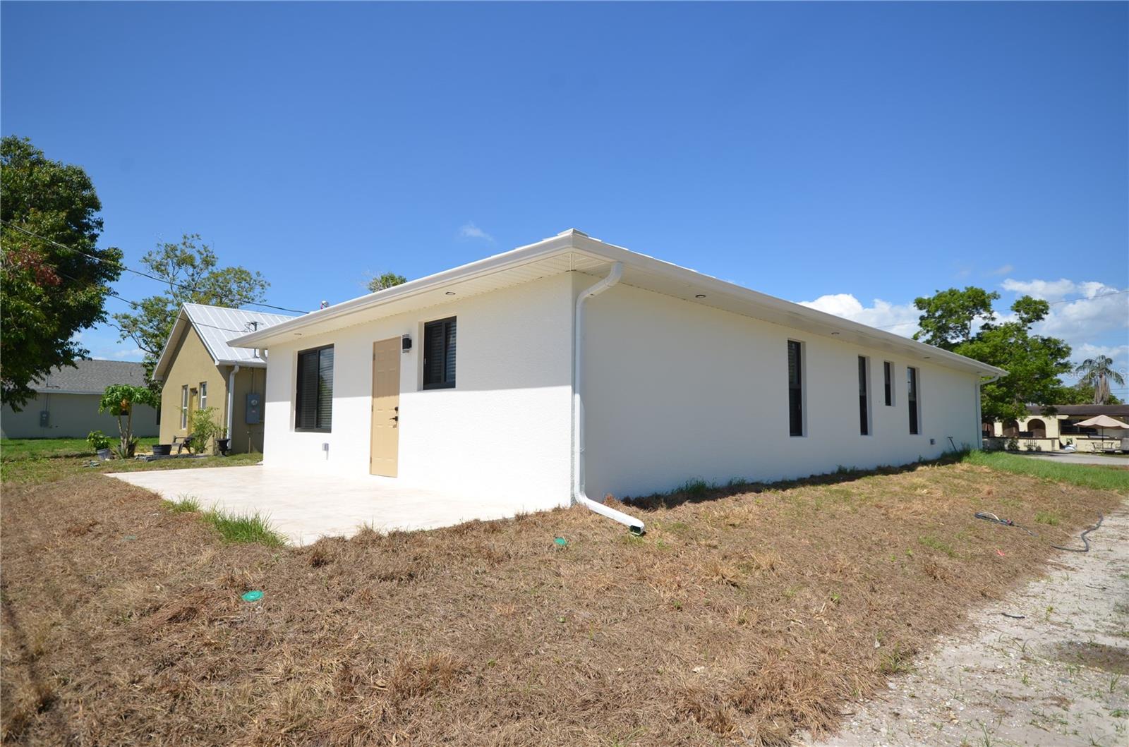 2188 BARKER BLVD, FORT MYERS, FL, 33916