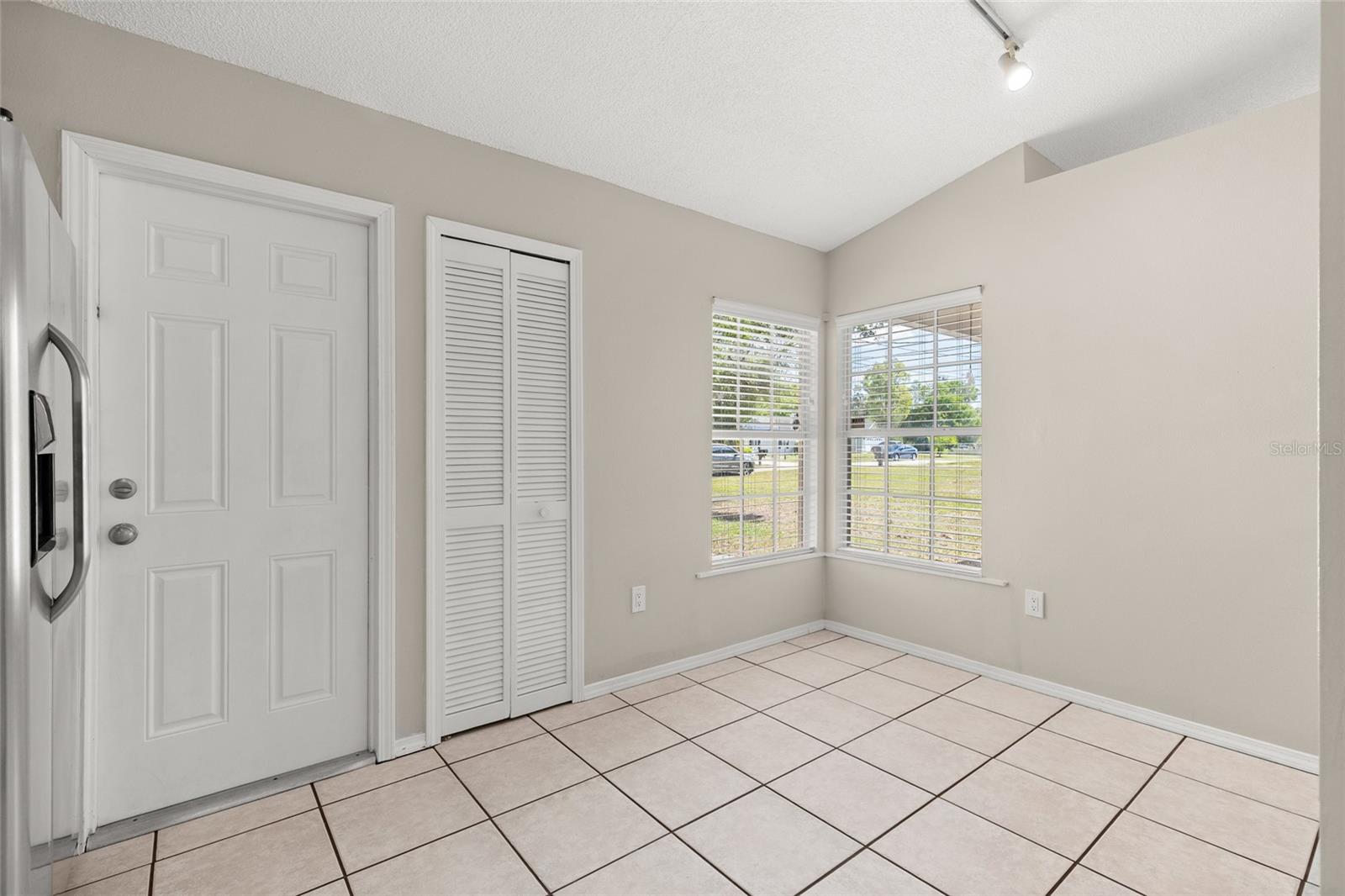 45 LAKE DR, DEBARY, FL, 32713