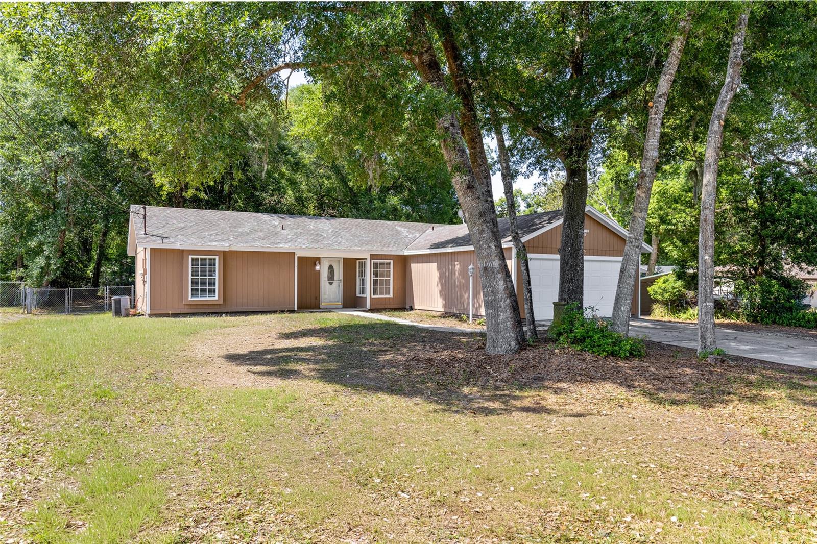 45 LAKE DR, DEBARY, FL, 32713