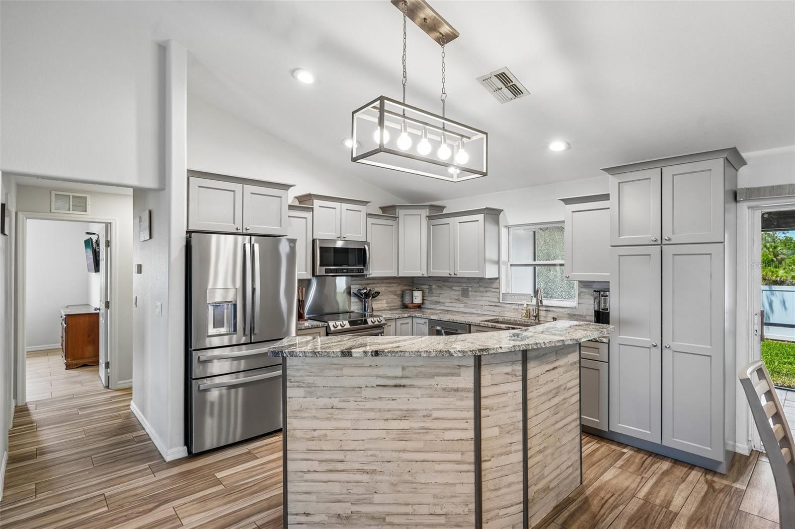 4317 NW 40TH TER, CAPE CORAL, FL, 33993