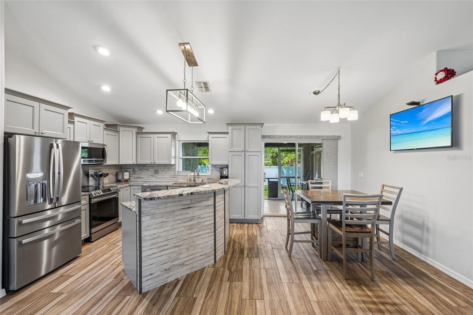 4317 NW 40TH TER, CAPE CORAL, FL, 33993