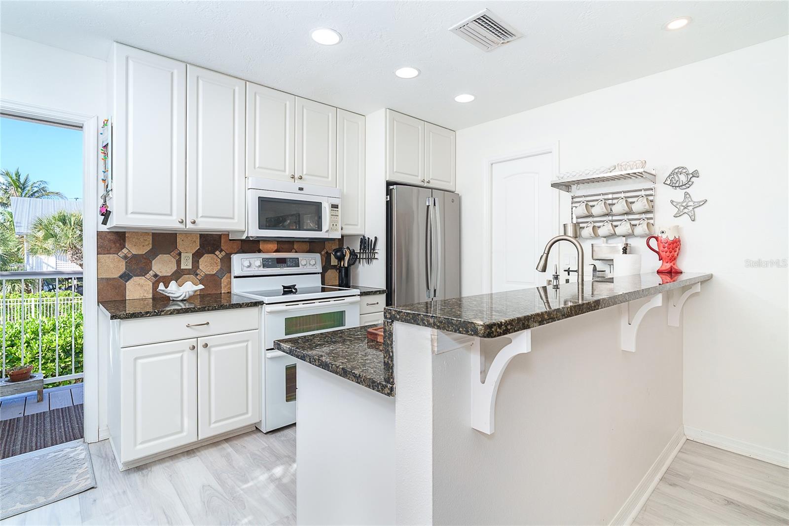 184 N GULF BLVD #8, PLACIDA, FL, 33946