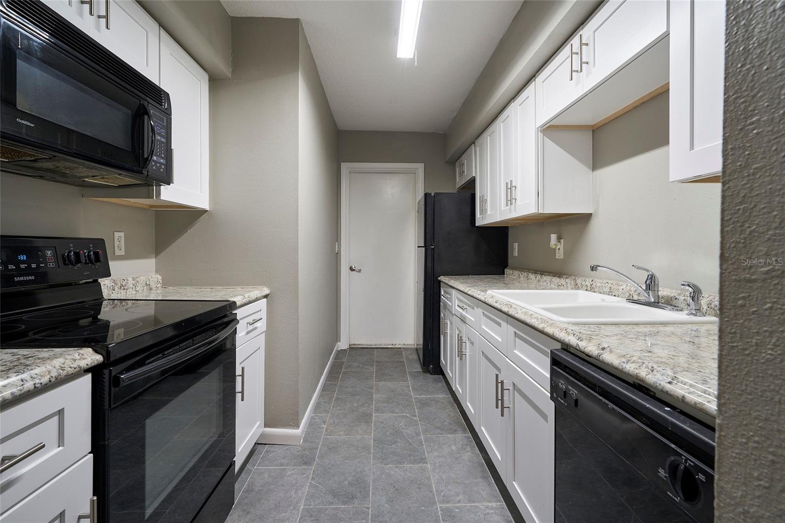 11905 LAKEMIST CIR #74, TEMPLE TERRACE, FL, 33617