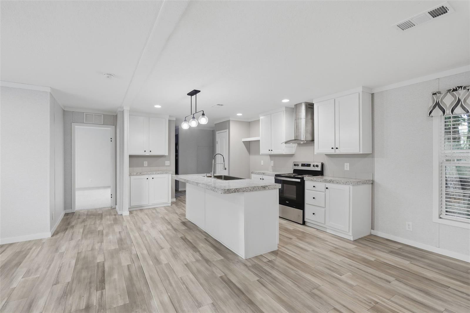 781 BAYOU DR, CASSELBERRY, FL, 32707