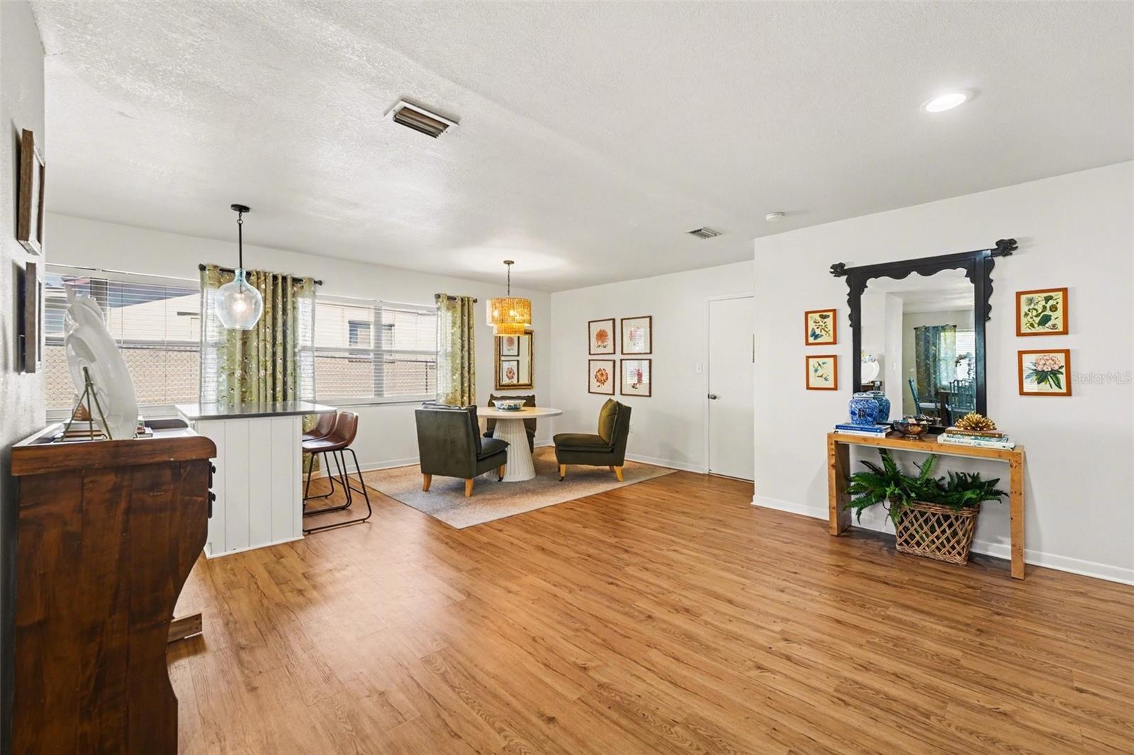 851 ROLLING WOODS LN, LAKELAND, FL, 33813