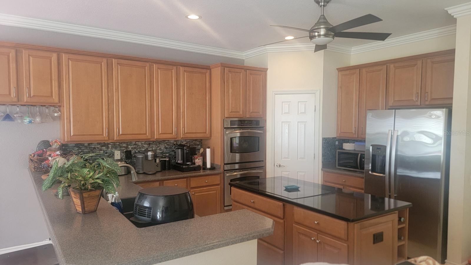 2017 CAPE HEATHER CIR, CAPE CORAL, FL, 33991