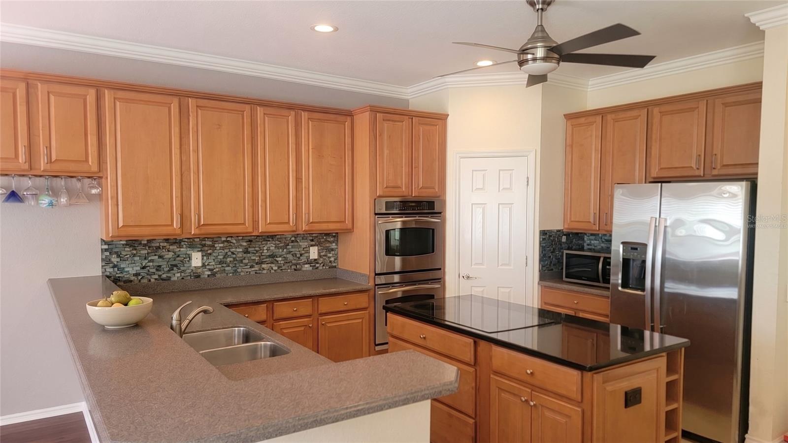 2017 CAPE HEATHER CIR, CAPE CORAL, FL, 33991