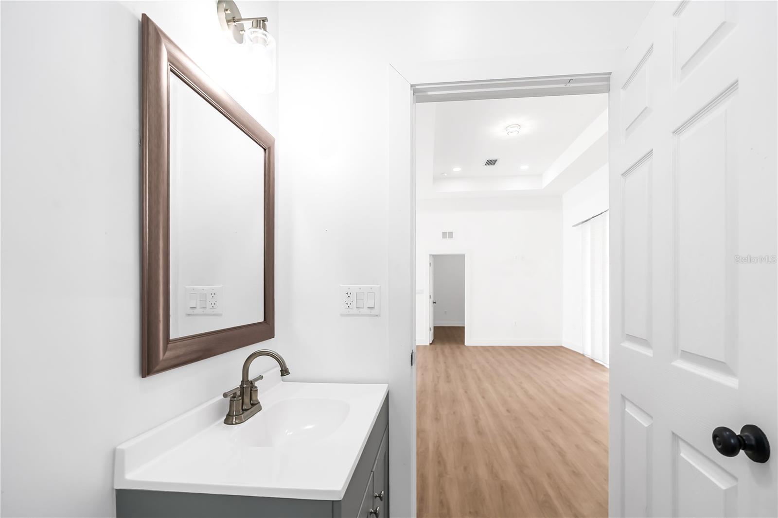 660 S ZAMBRIA ST, CLEWISTON, FL, 33440