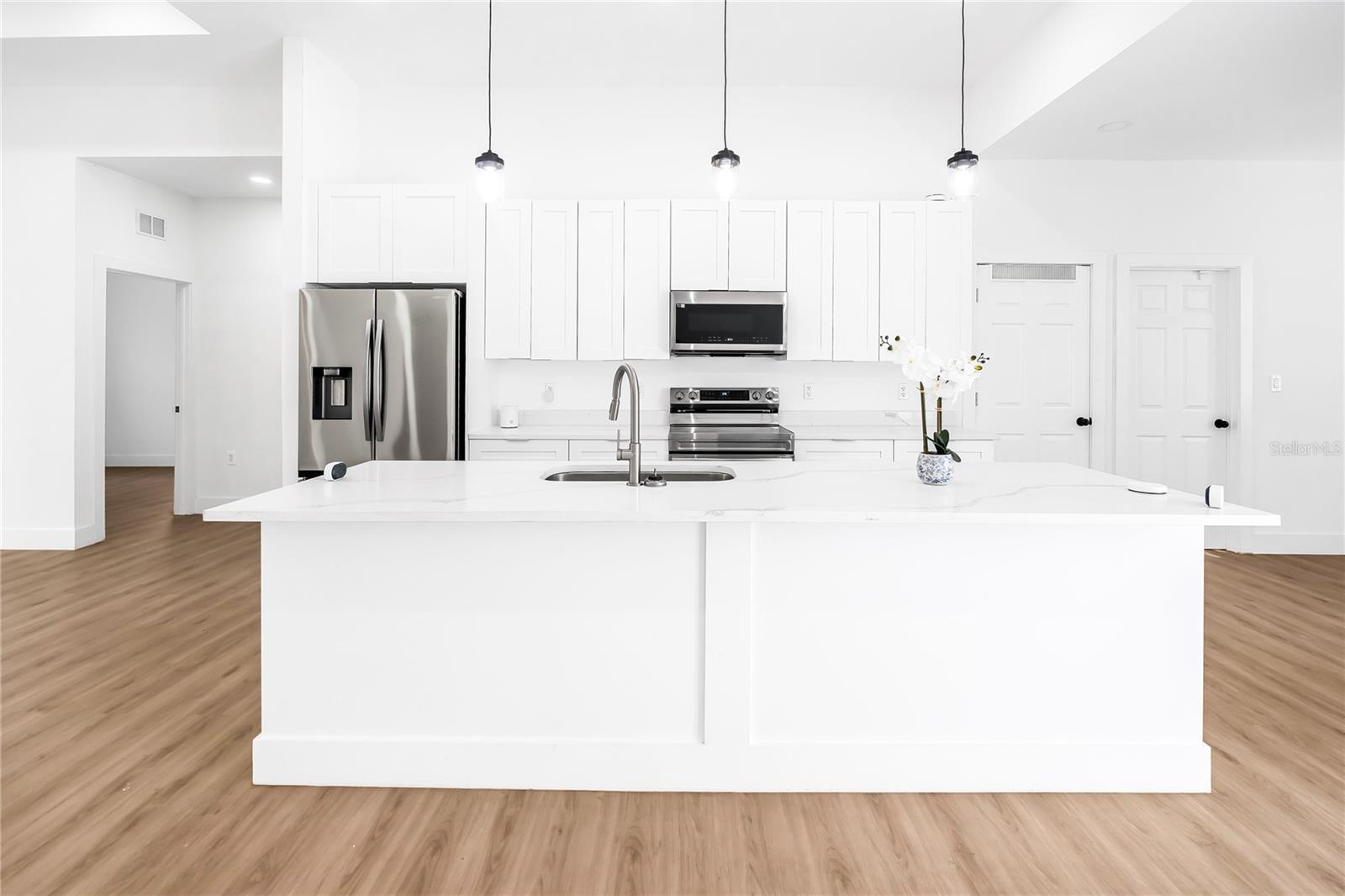 660 S ZAMBRIA ST, CLEWISTON, FL, 33440