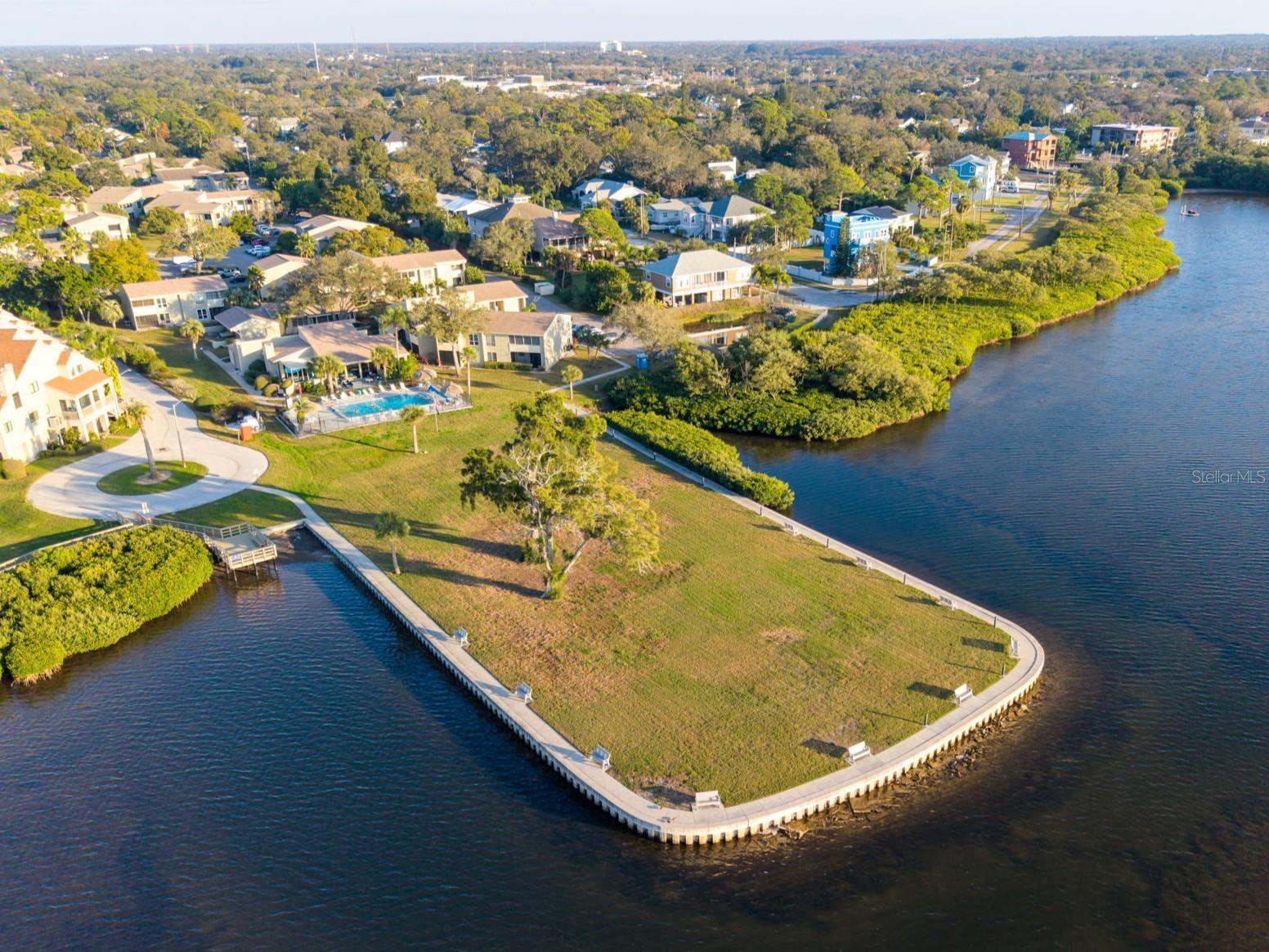 608 WINDRUSH BAY DR #225, TARPON SPRINGS, FL, 34689