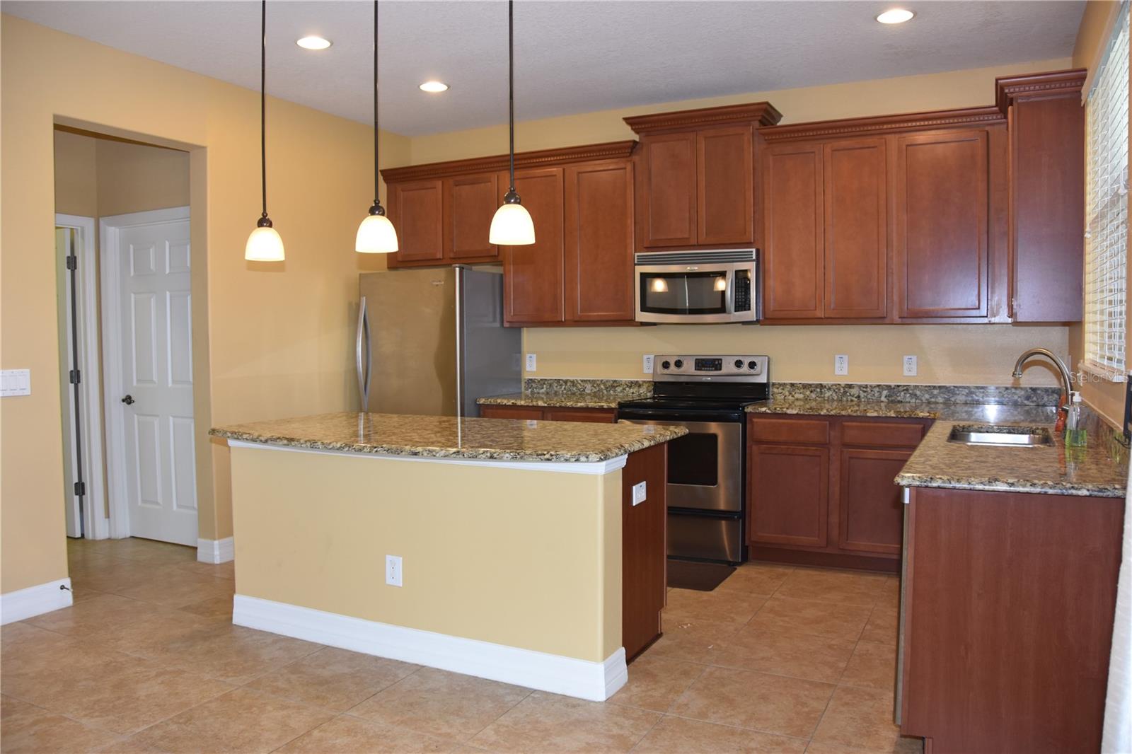 2274 GENEVA DR, LAKELAND, FL, 33805