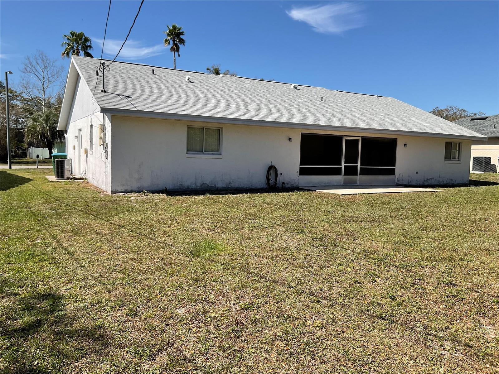1073 W EMBASSY DR, DELTONA, FL, 32725