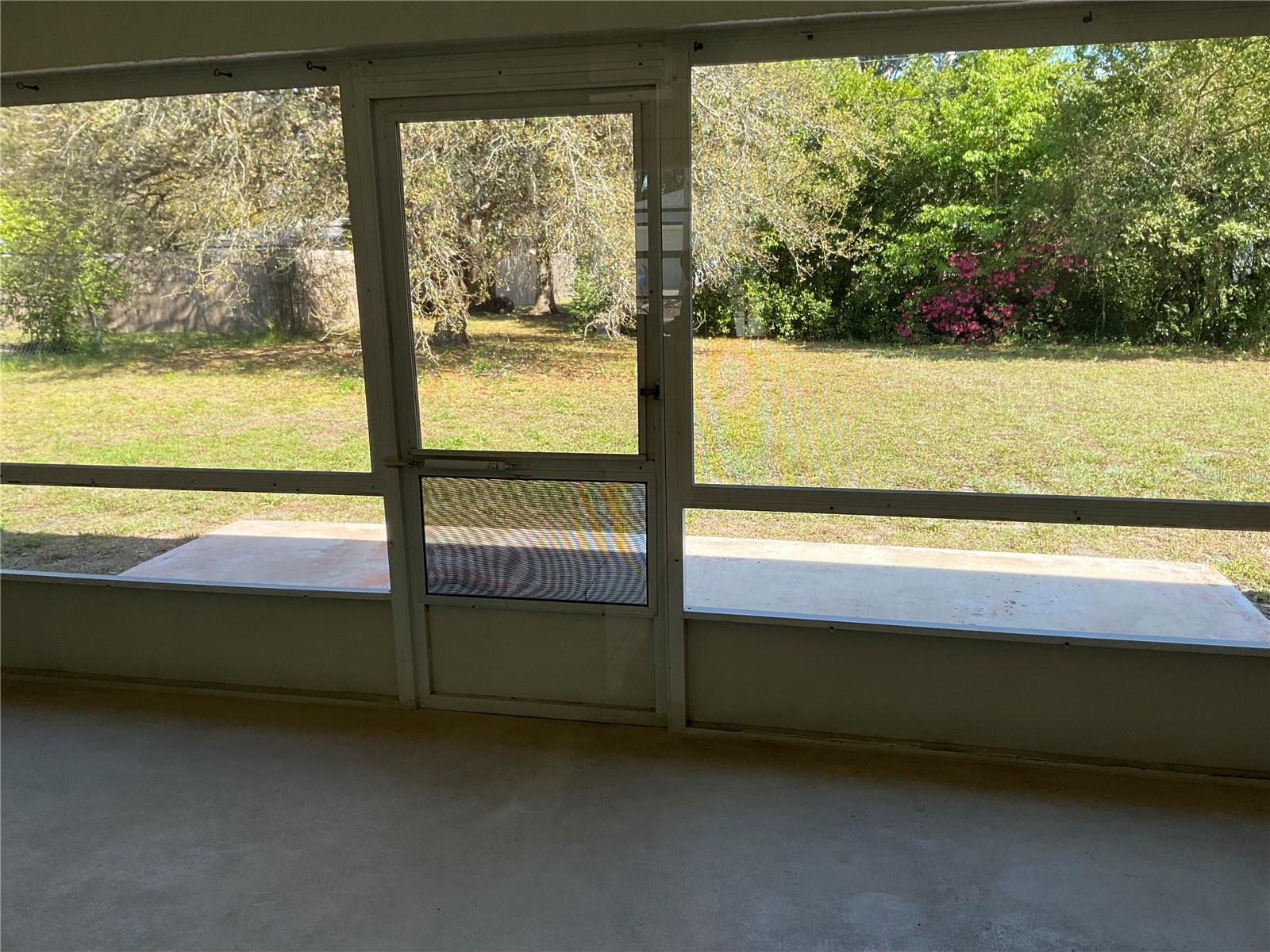 1073 W EMBASSY DR, DELTONA, FL, 32725