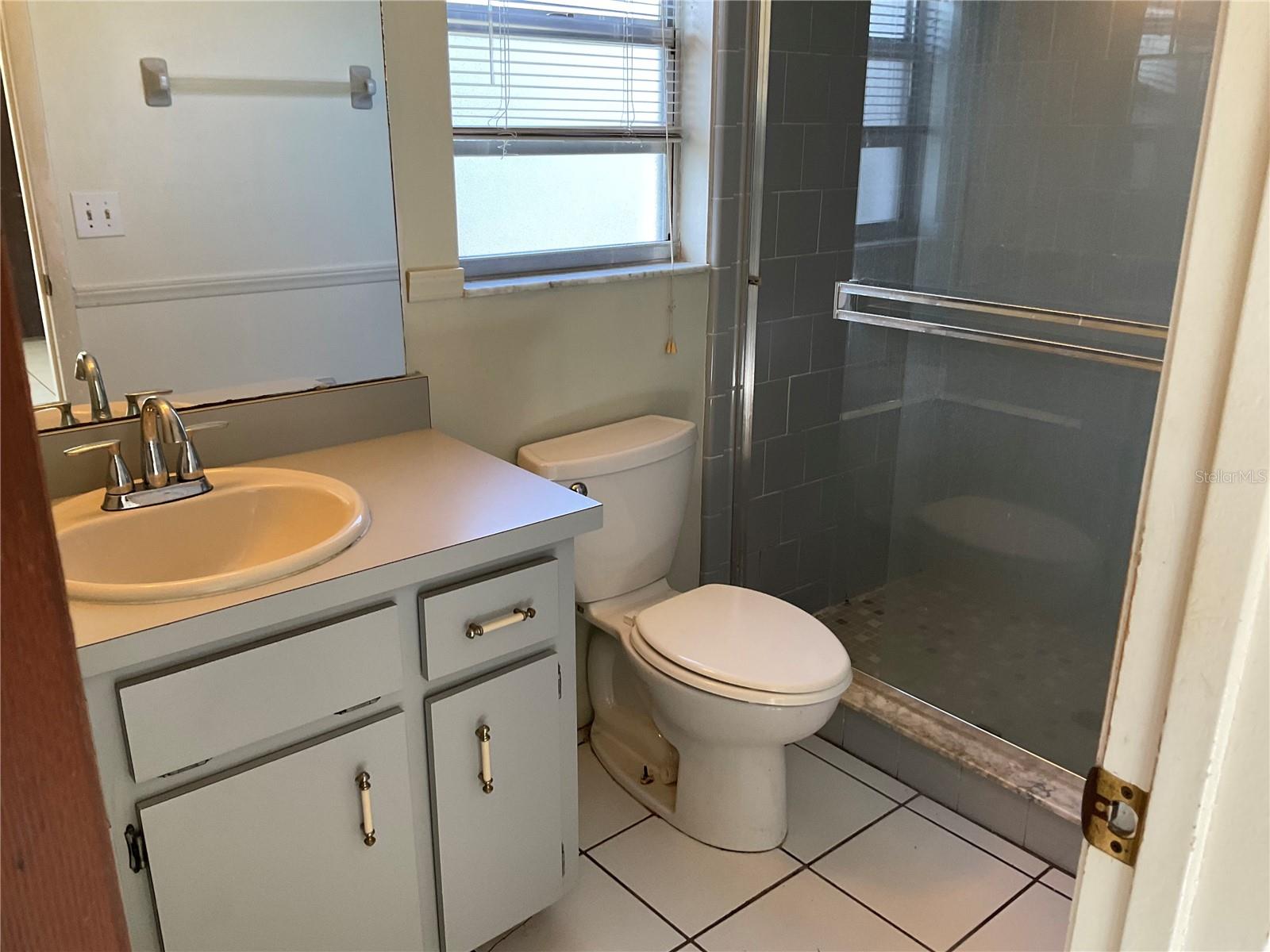 1073 W EMBASSY DR, DELTONA, FL, 32725