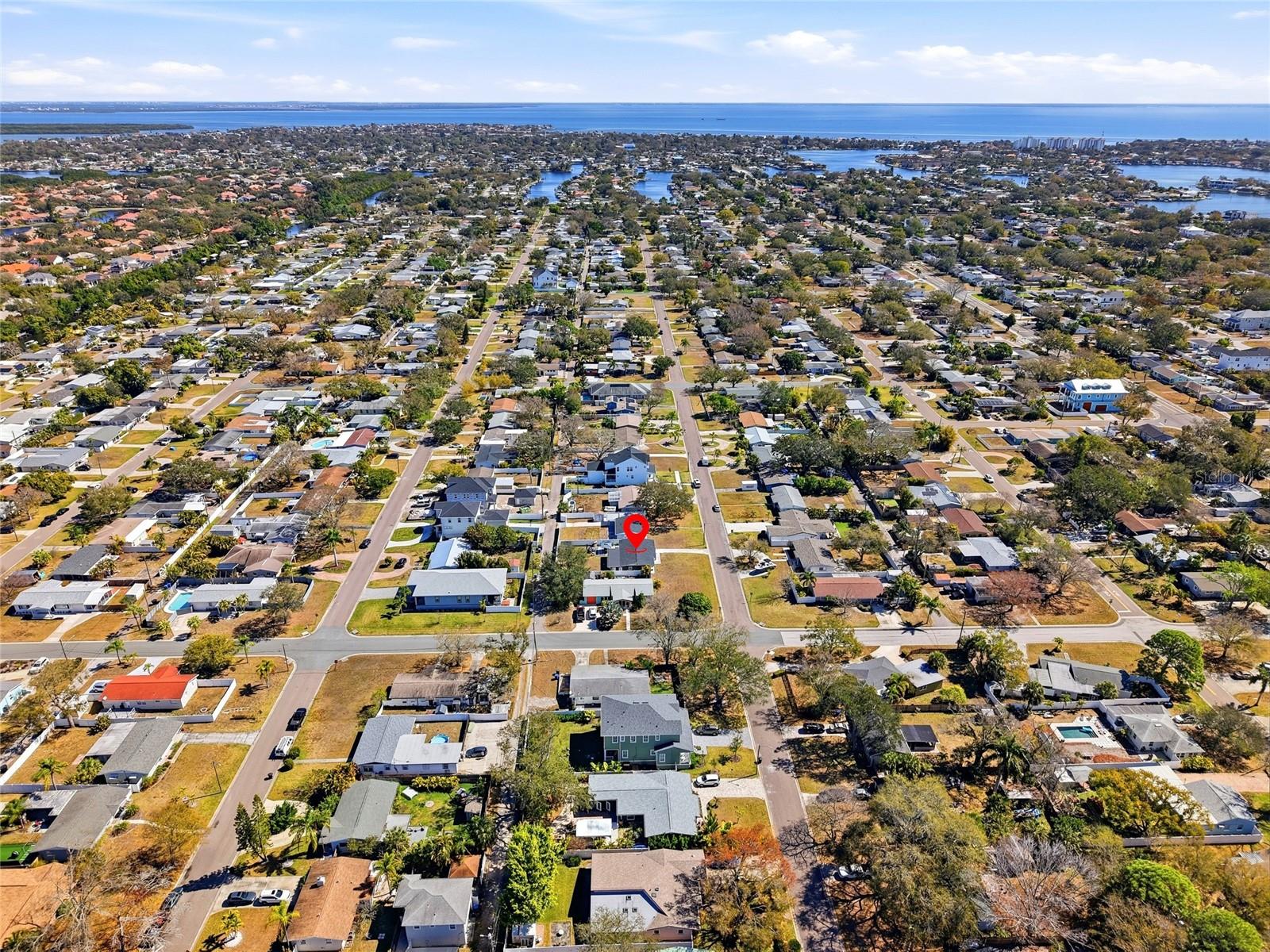 411 42ND AVE NE, ST PETERSBURG, FL, 33703