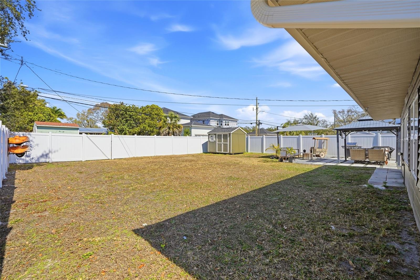 411 42ND AVE NE, ST PETERSBURG, FL, 33703