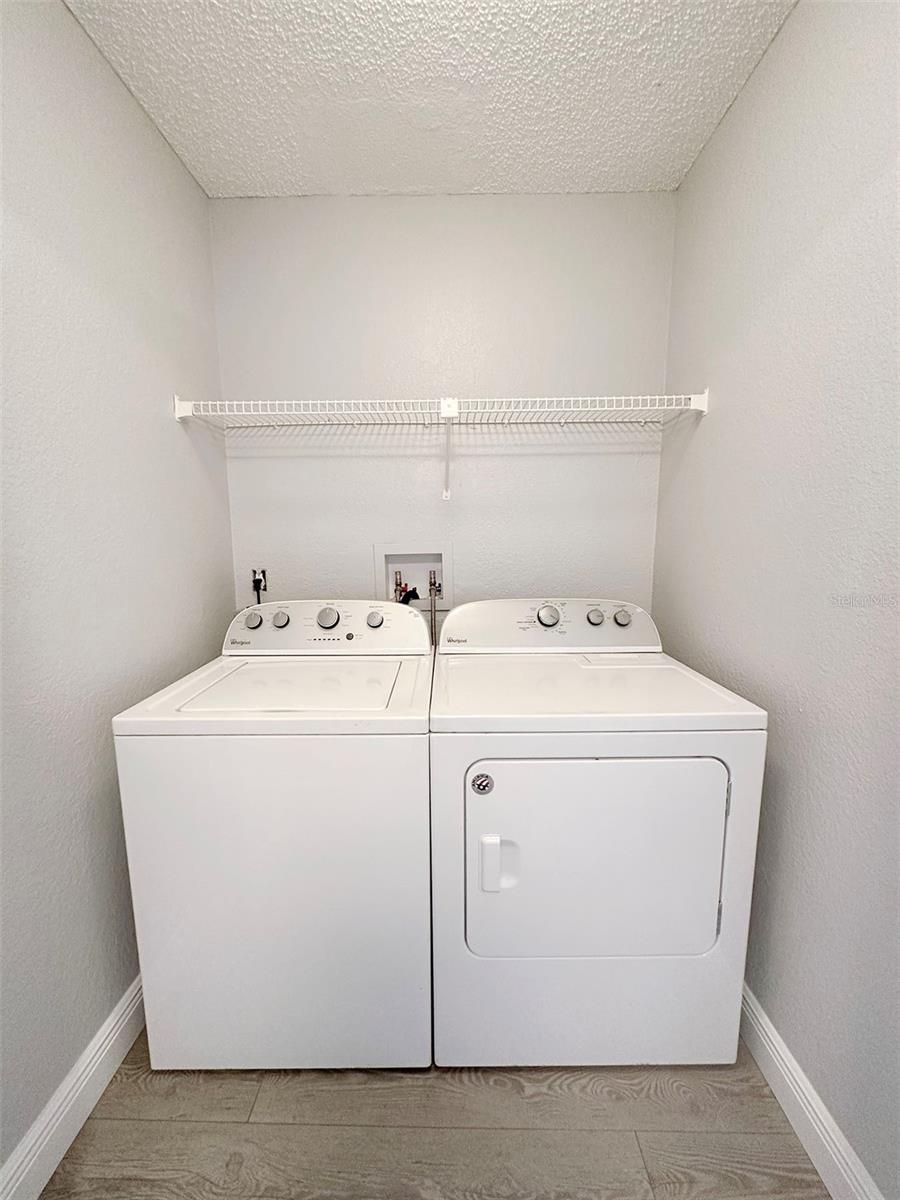 5124 CONROY RD #12, ORLANDO, FL, 32811