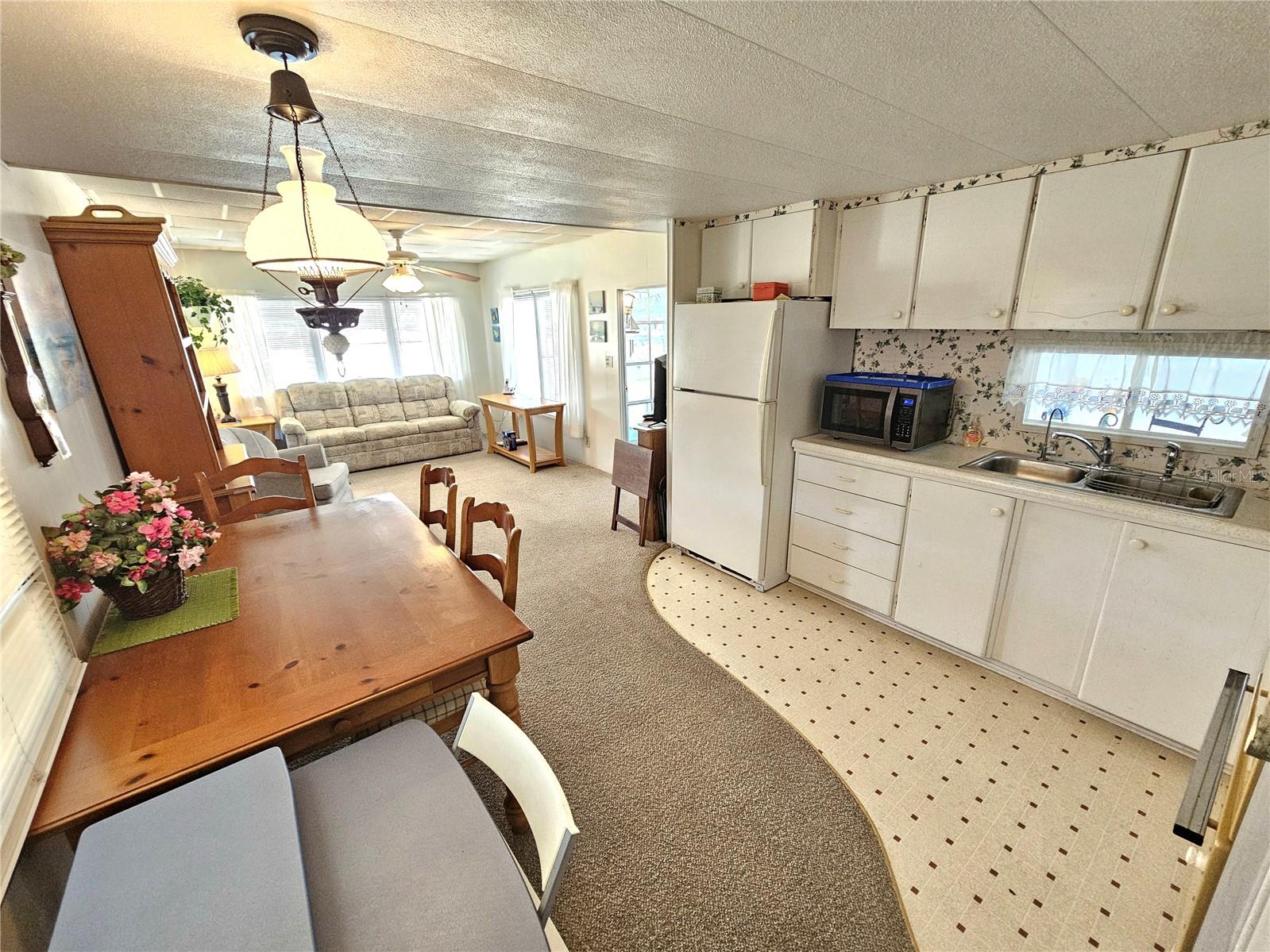 110 ROMA RD, VENICE, FL, 34285