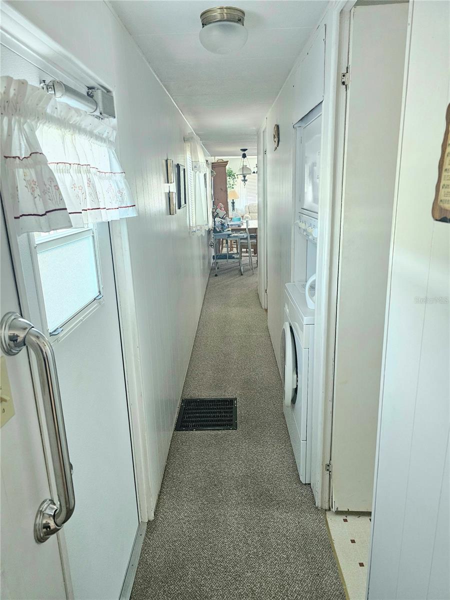 110 ROMA RD, VENICE, FL, 34285