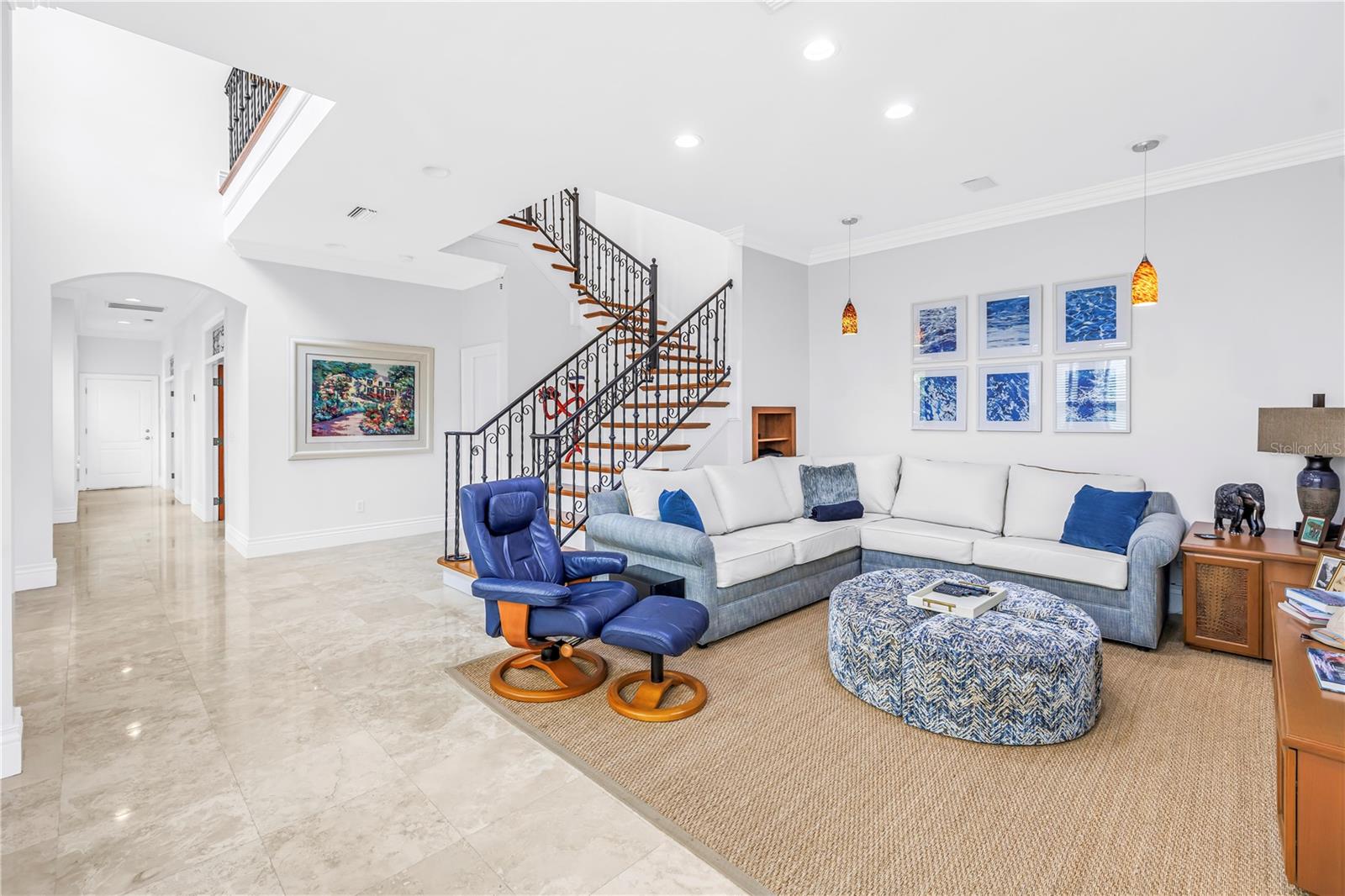 1133 ABBEYS WAY, TAMPA, FL, 33602