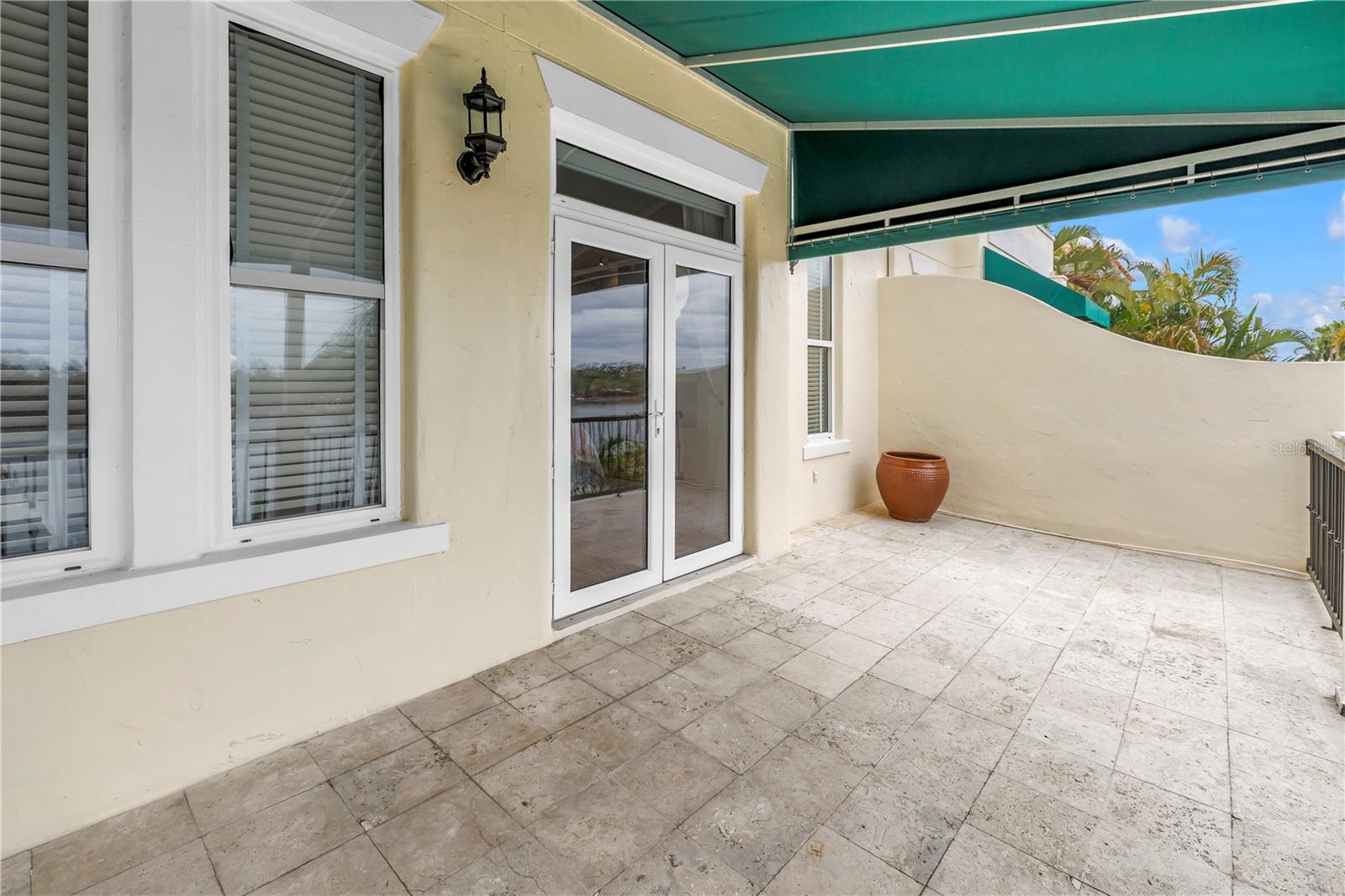 1133 ABBEYS WAY, TAMPA, FL, 33602