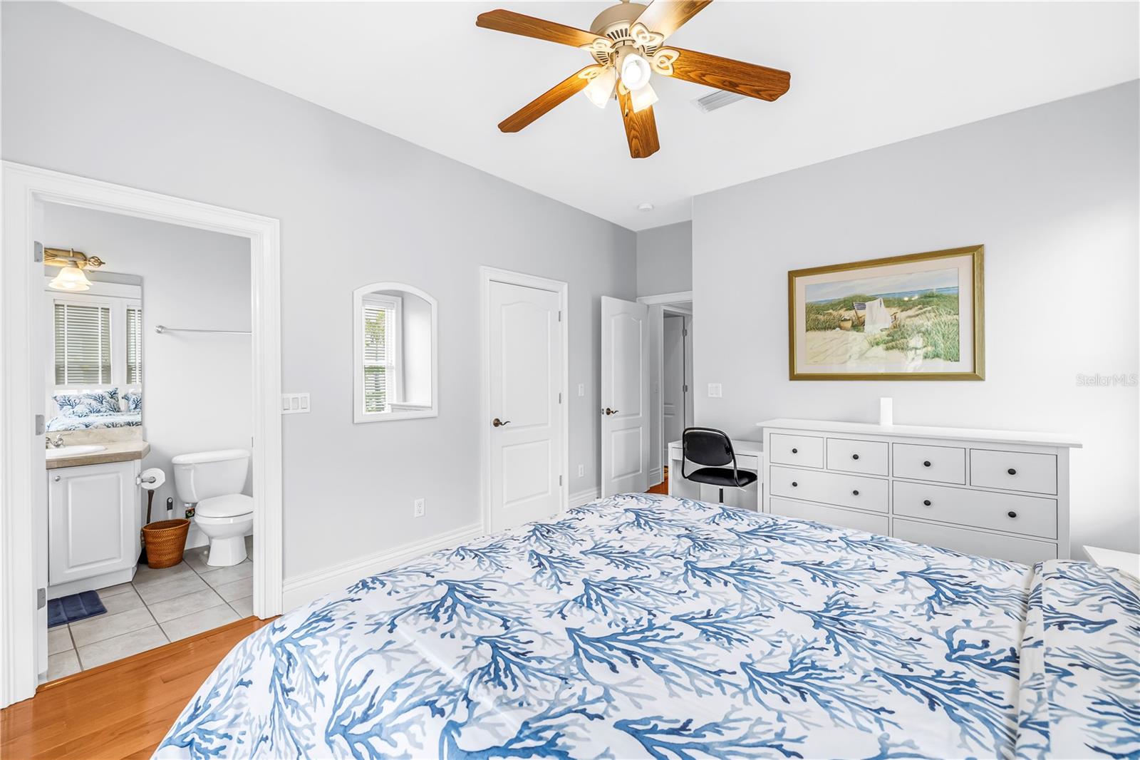 1133 ABBEYS WAY, TAMPA, FL, 33602