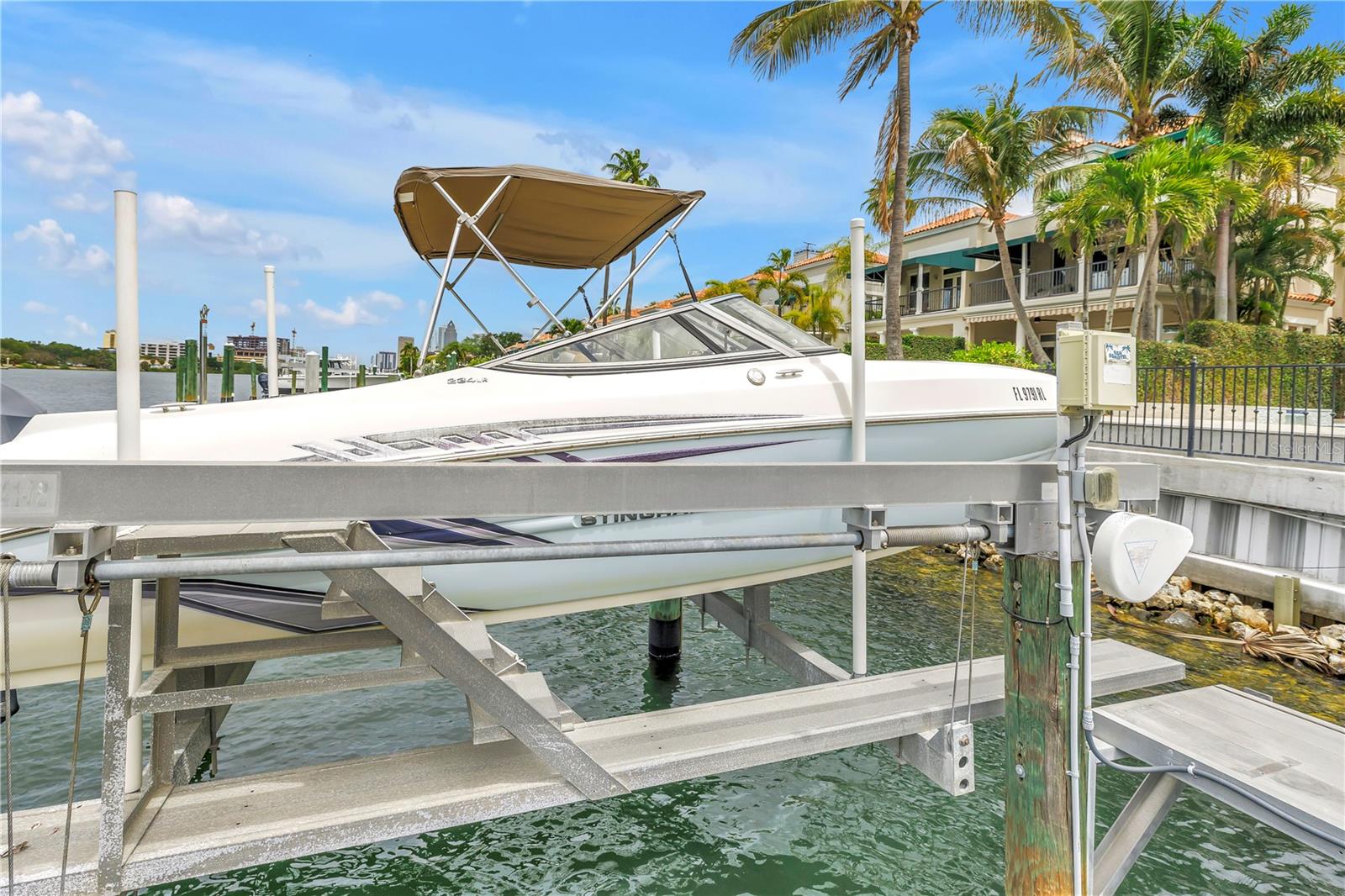 1133 ABBEYS WAY, TAMPA, FL, 33602