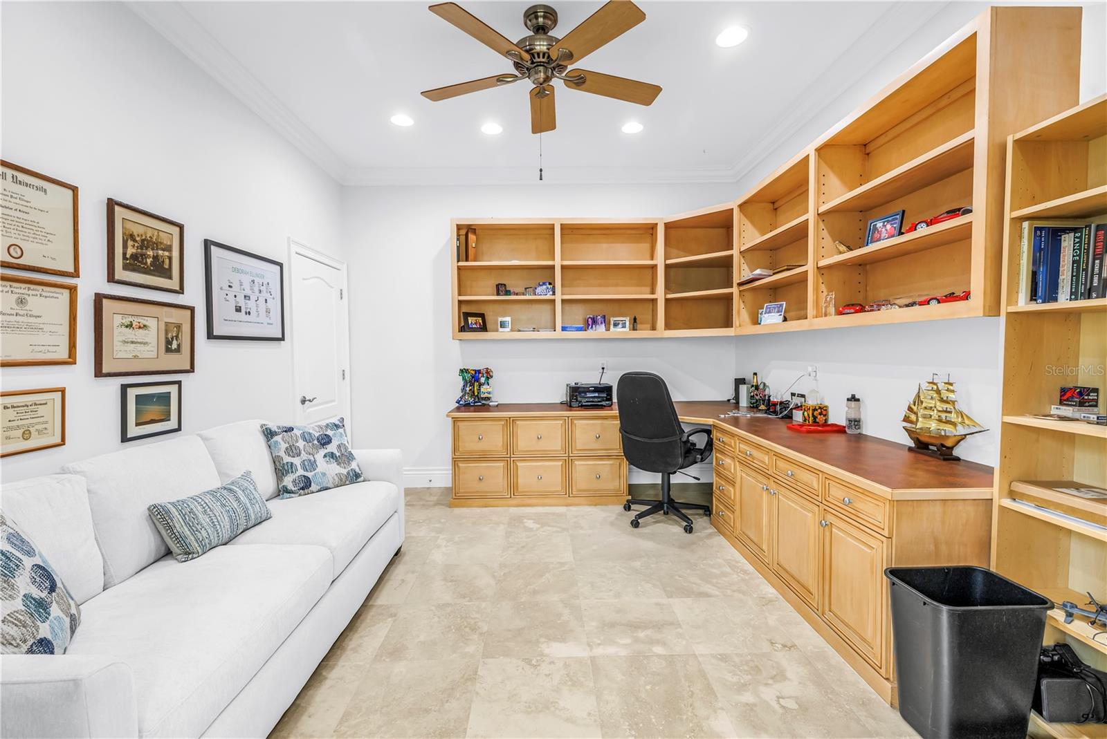 1133 ABBEYS WAY, TAMPA, FL, 33602