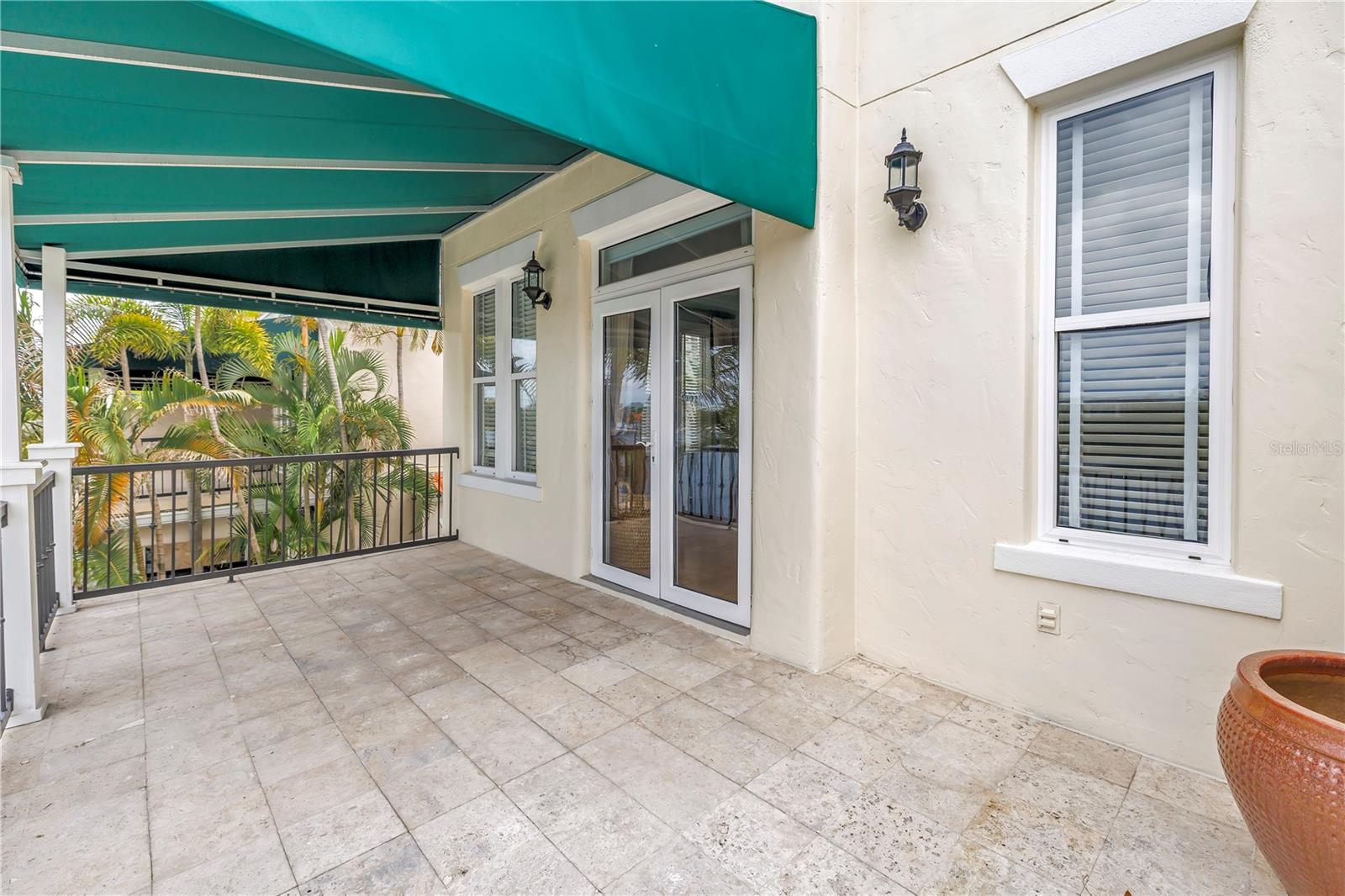 1133 ABBEYS WAY, TAMPA, FL, 33602