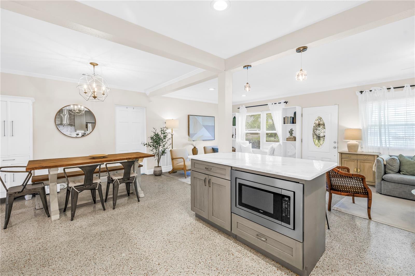 4039 ALBERCA WAY S, ST PETERSBURG, FL, 33712