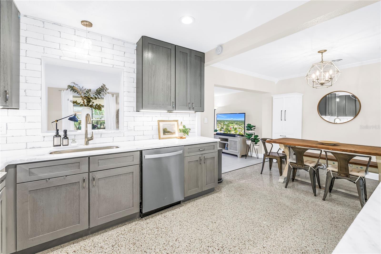 4039 ALBERCA WAY S, ST PETERSBURG, FL, 33712