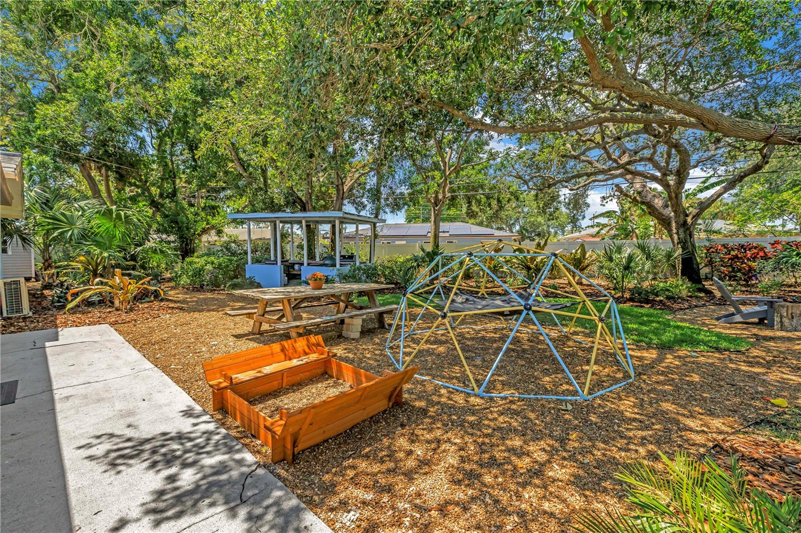 4039 ALBERCA WAY S, ST PETERSBURG, FL, 33712