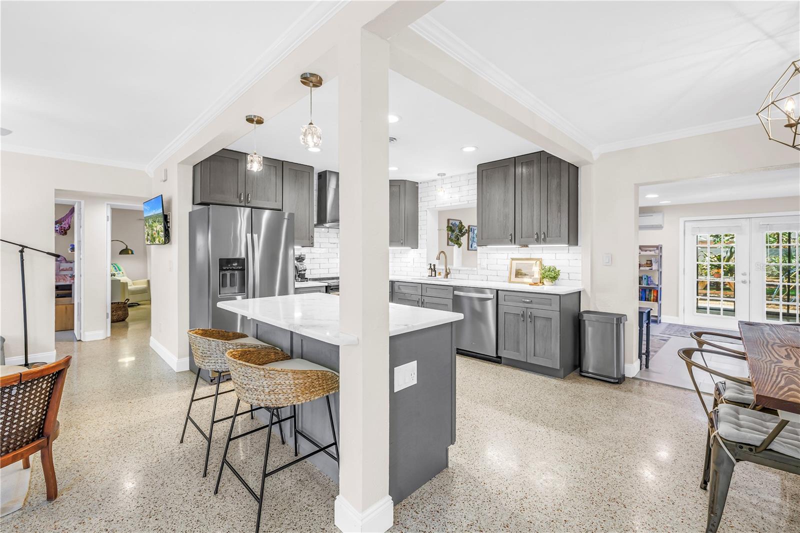 4039 ALBERCA WAY S, ST PETERSBURG, FL, 33712