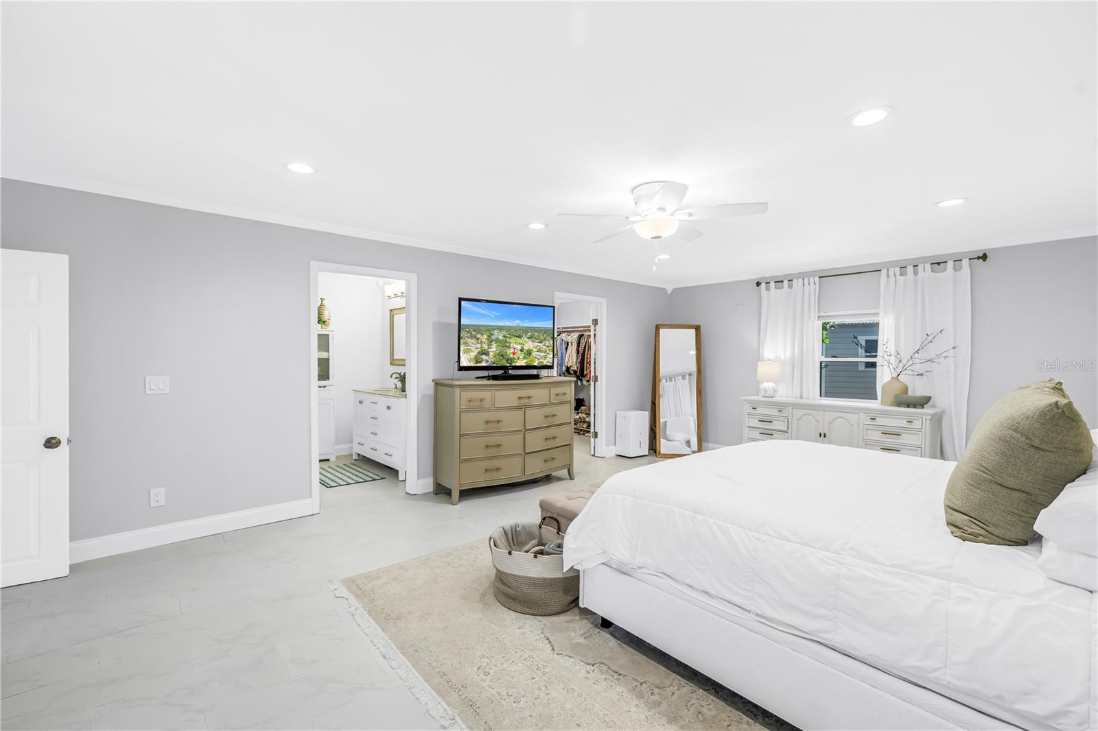 4039 ALBERCA WAY S, ST PETERSBURG, FL, 33712