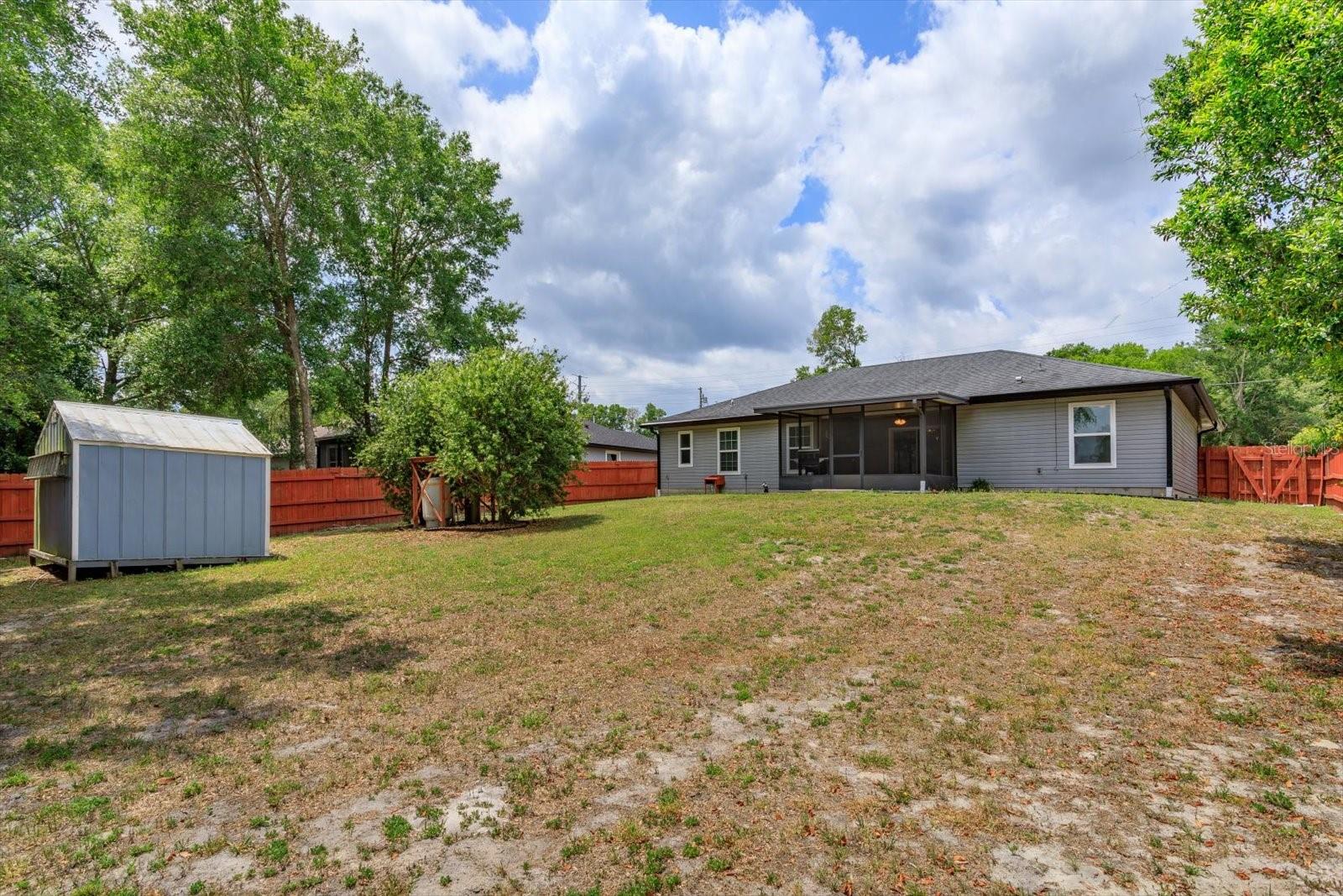 573 CHARLES AVE, ORANGE CITY, FL, 32763