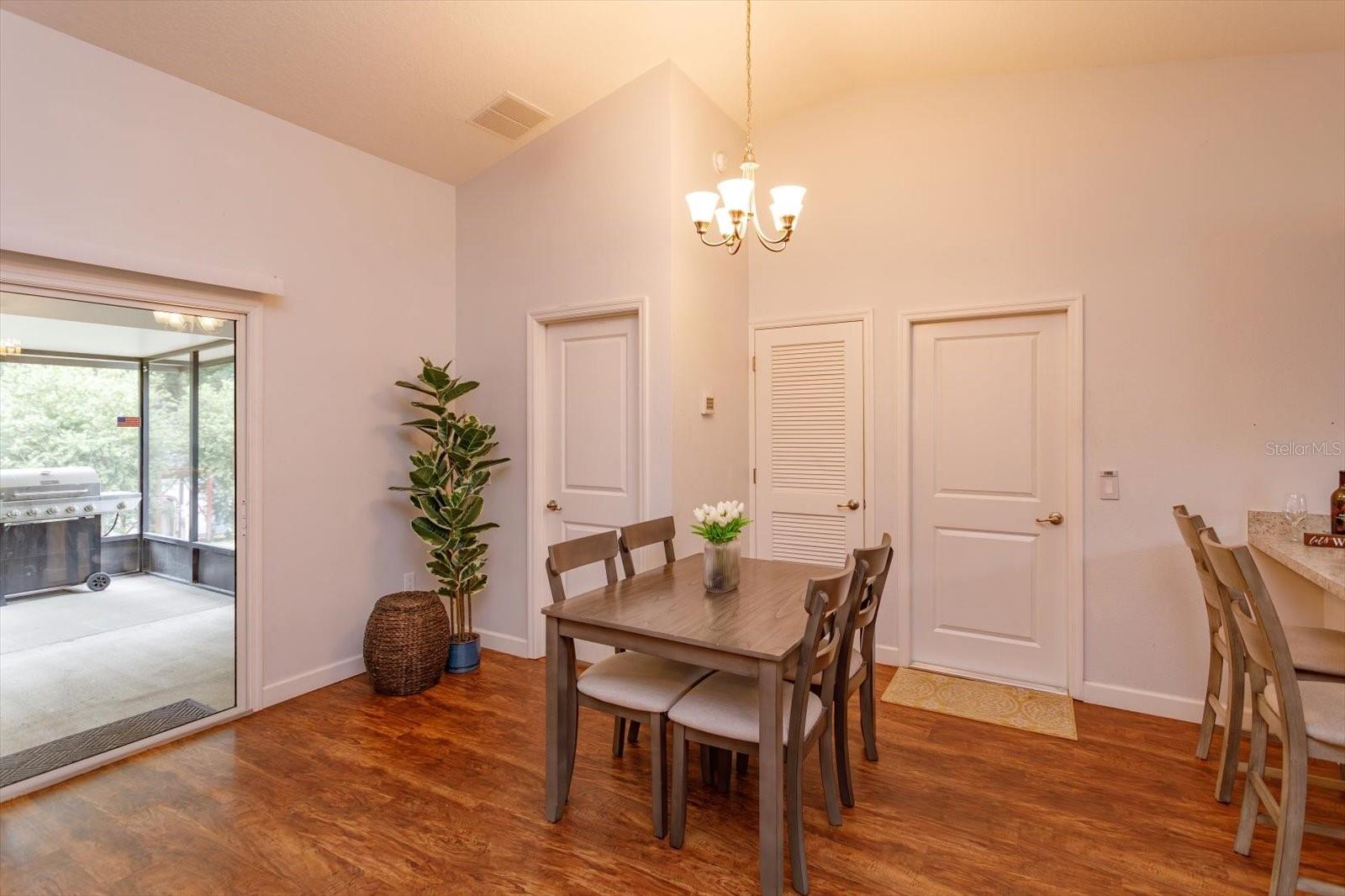 573 CHARLES AVE, ORANGE CITY, FL, 32763